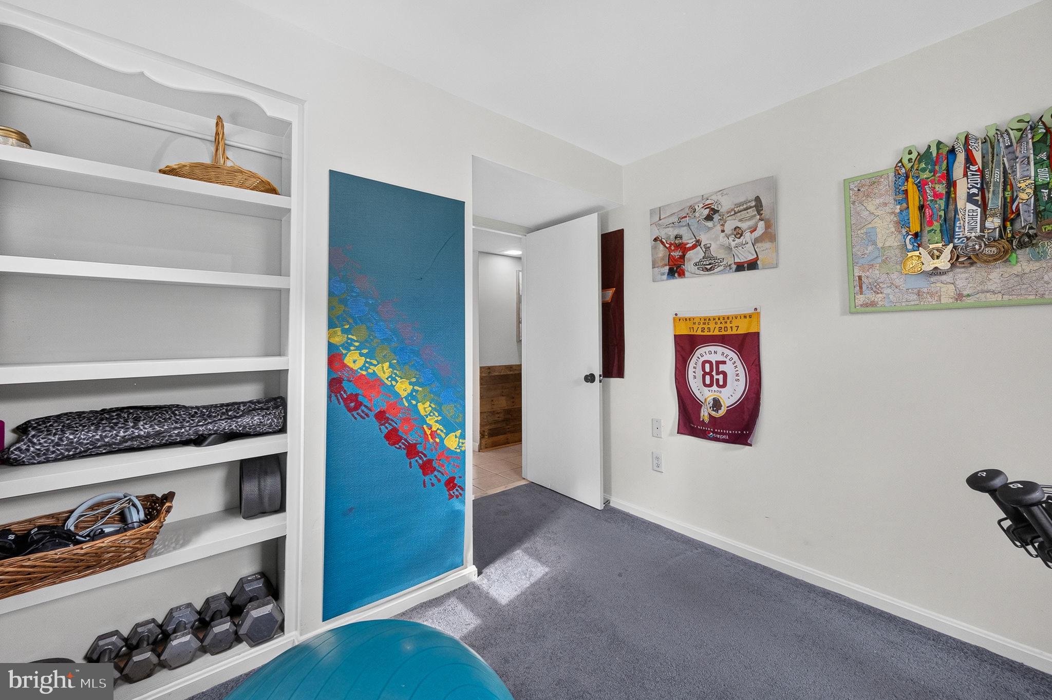 MOUNTAIN VIEW - Residential