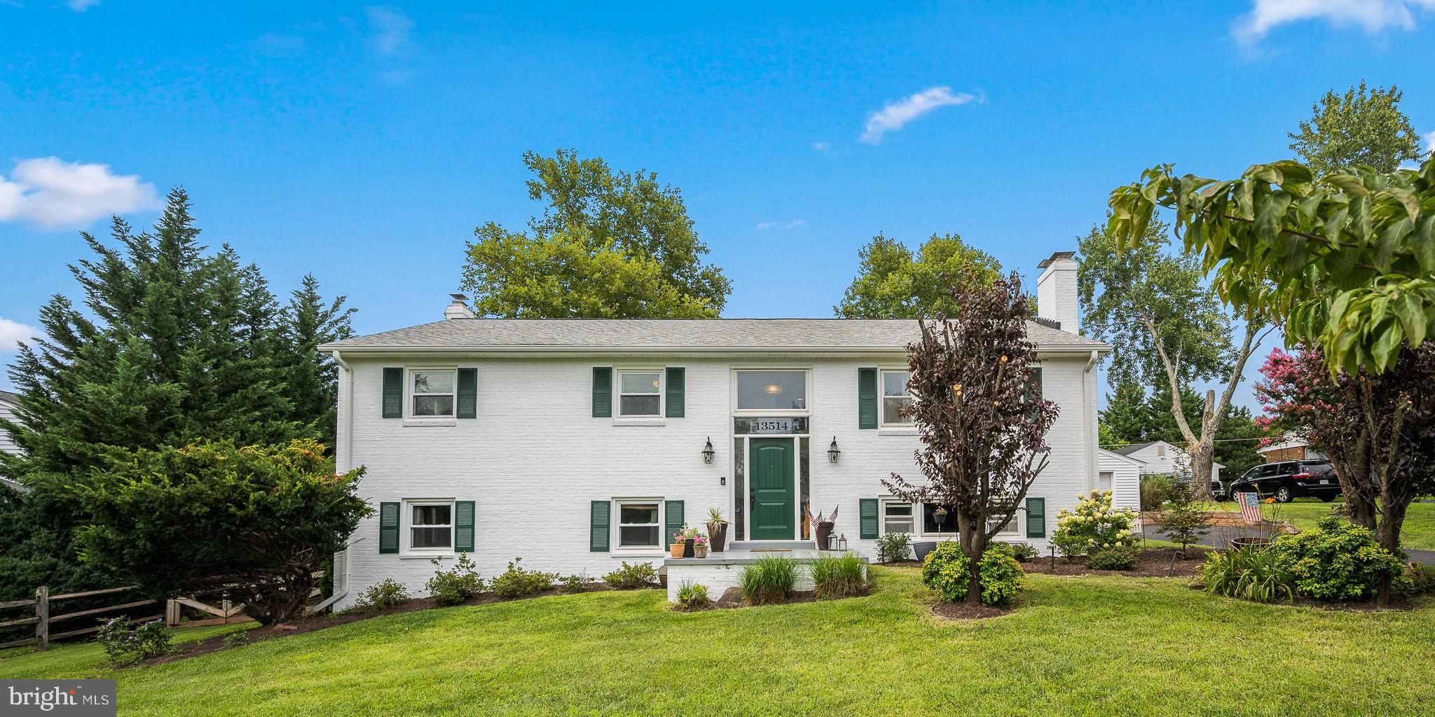 MOUNTAIN VIEW - Residential