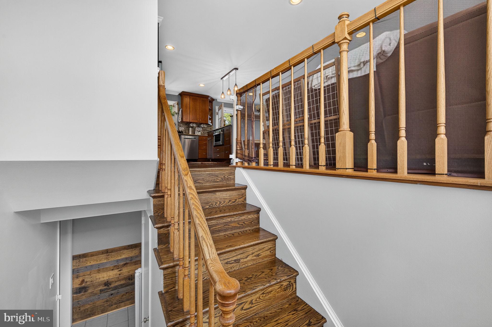 MOUNTAIN VIEW - Residential