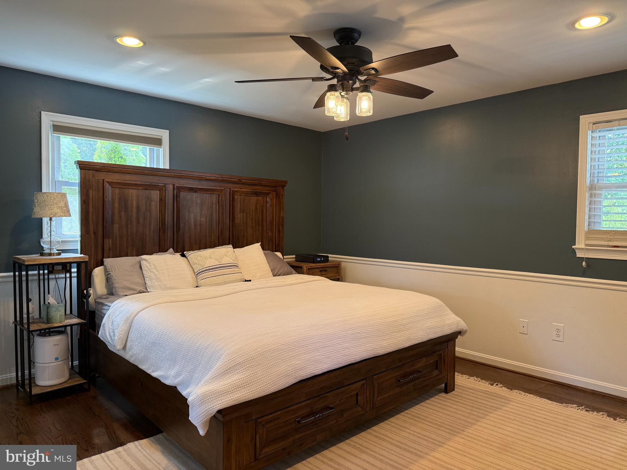 MOUNTAIN VIEW - Residential