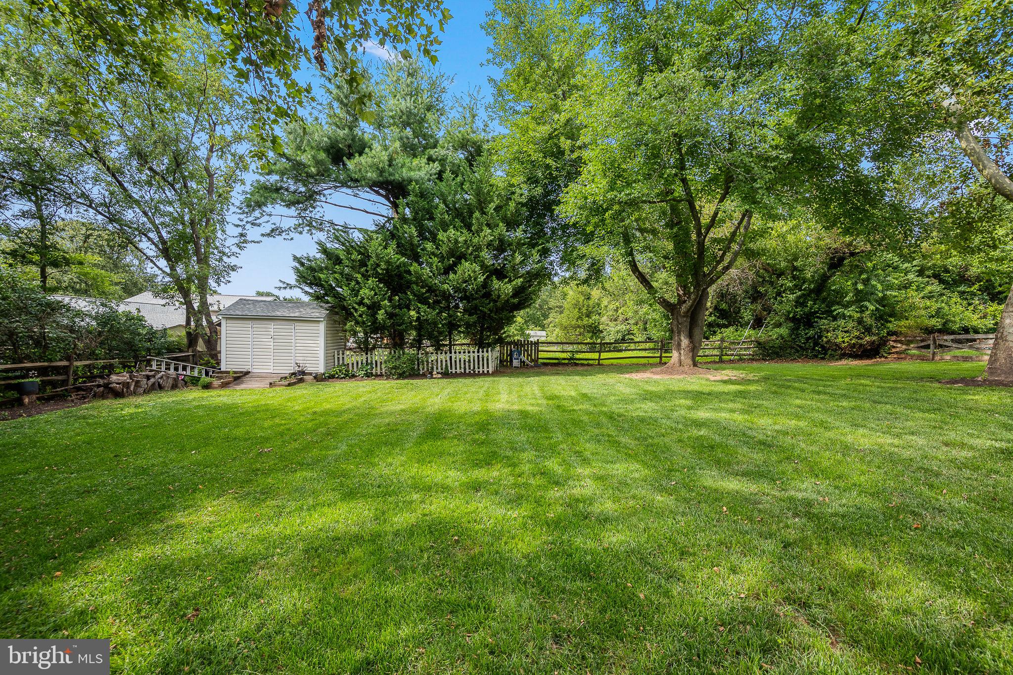MOUNTAIN VIEW - Residential