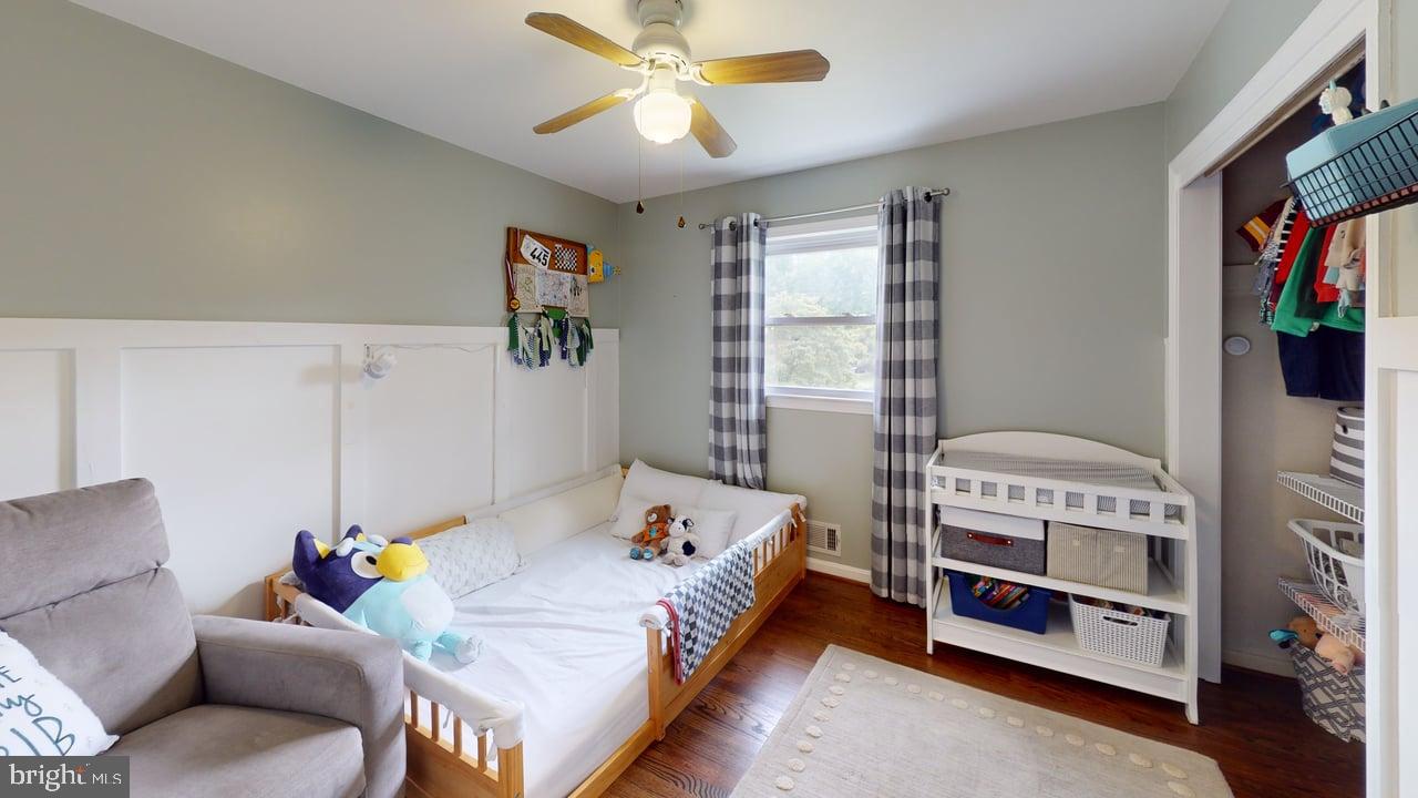 MOUNTAIN VIEW - Residential