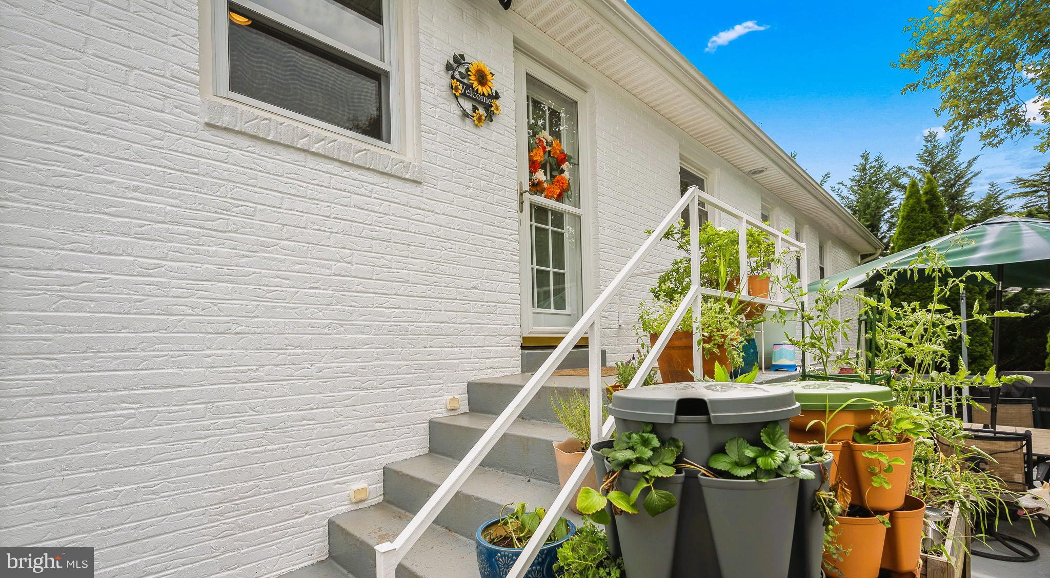 MOUNTAIN VIEW - Residential