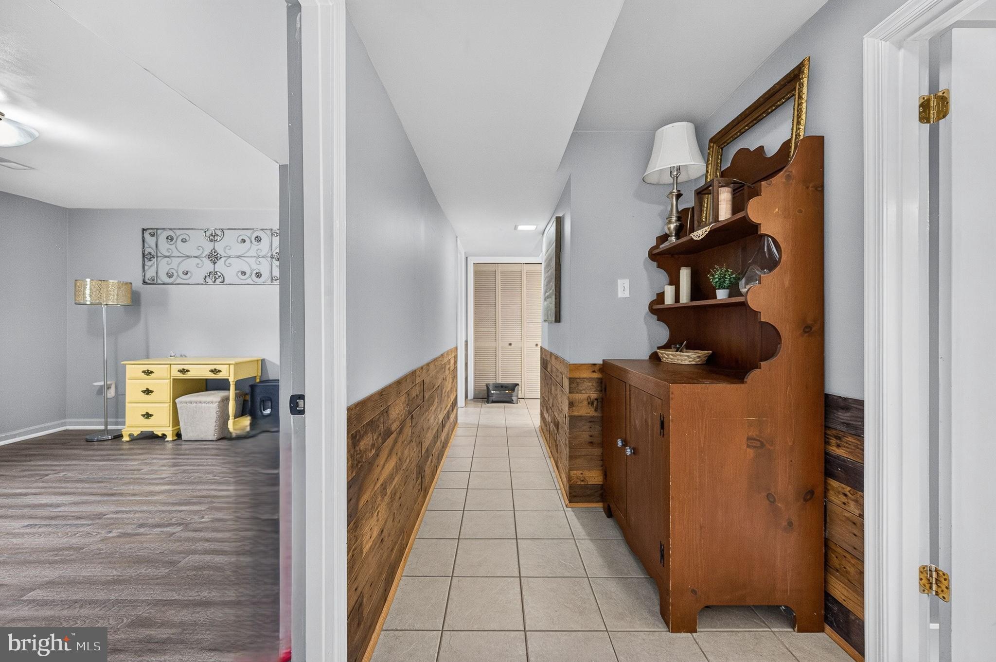 MOUNTAIN VIEW - Residential