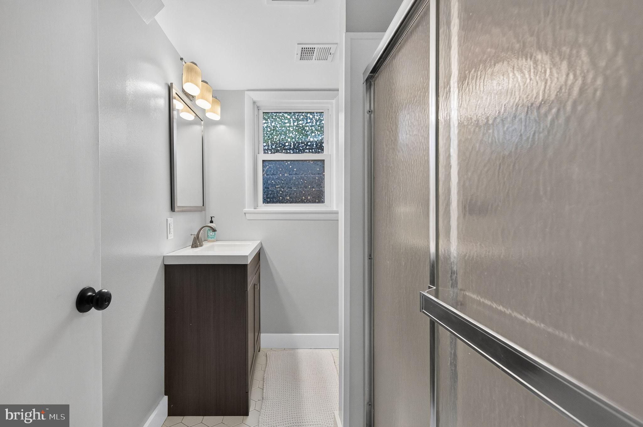MOUNTAIN VIEW - Residential