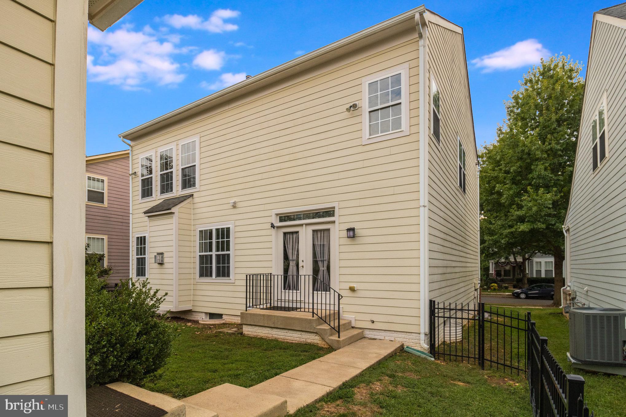 VILLAGE OF IDLEWILD - Residential