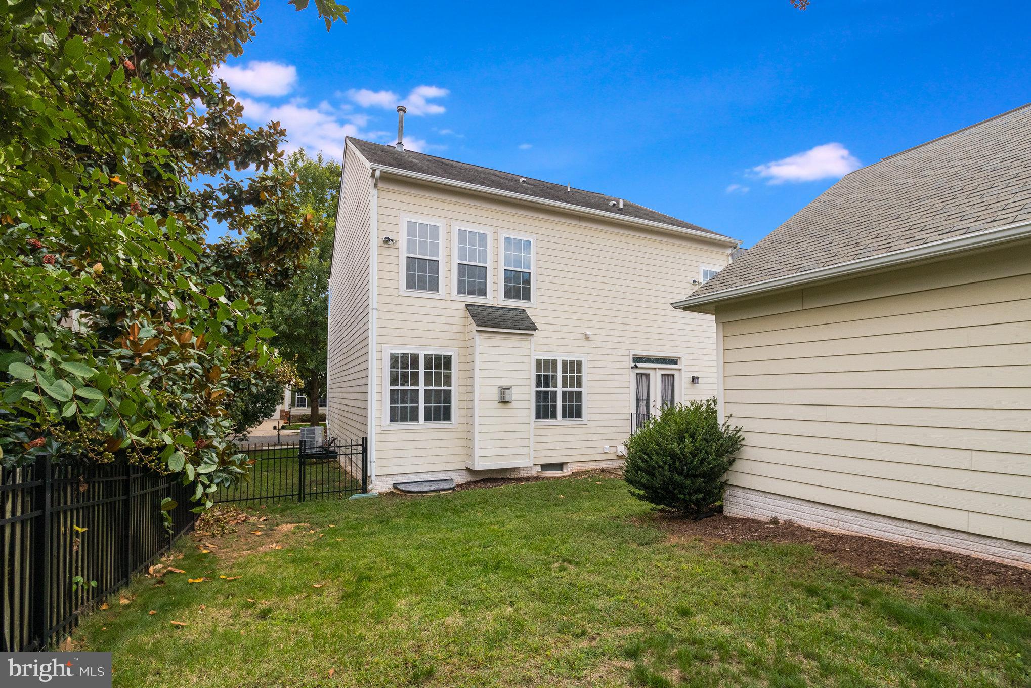 VILLAGE OF IDLEWILD - Residential