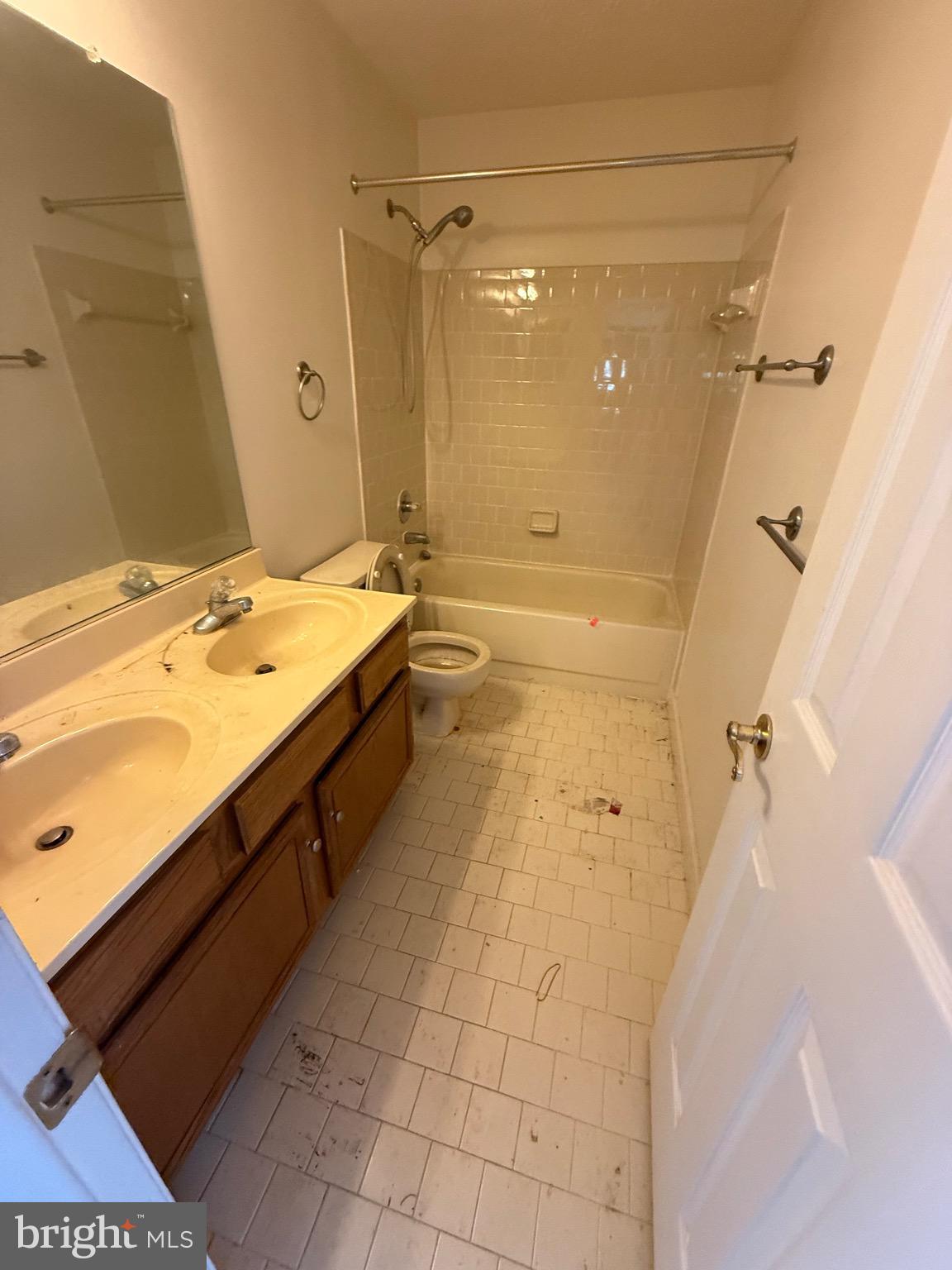 MITCHELLVILLE EAST - Residential