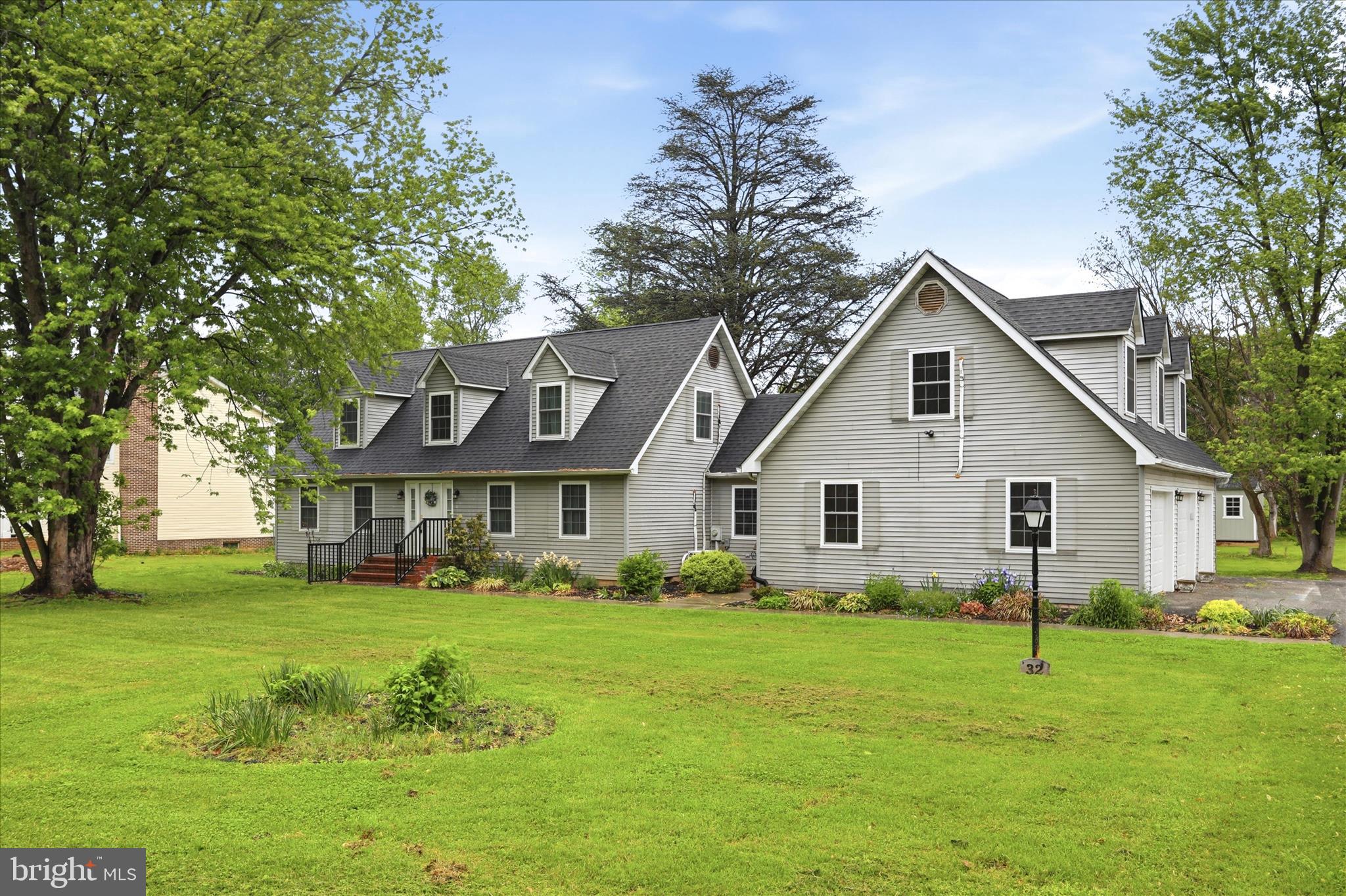 SHASTA EAST - Residential