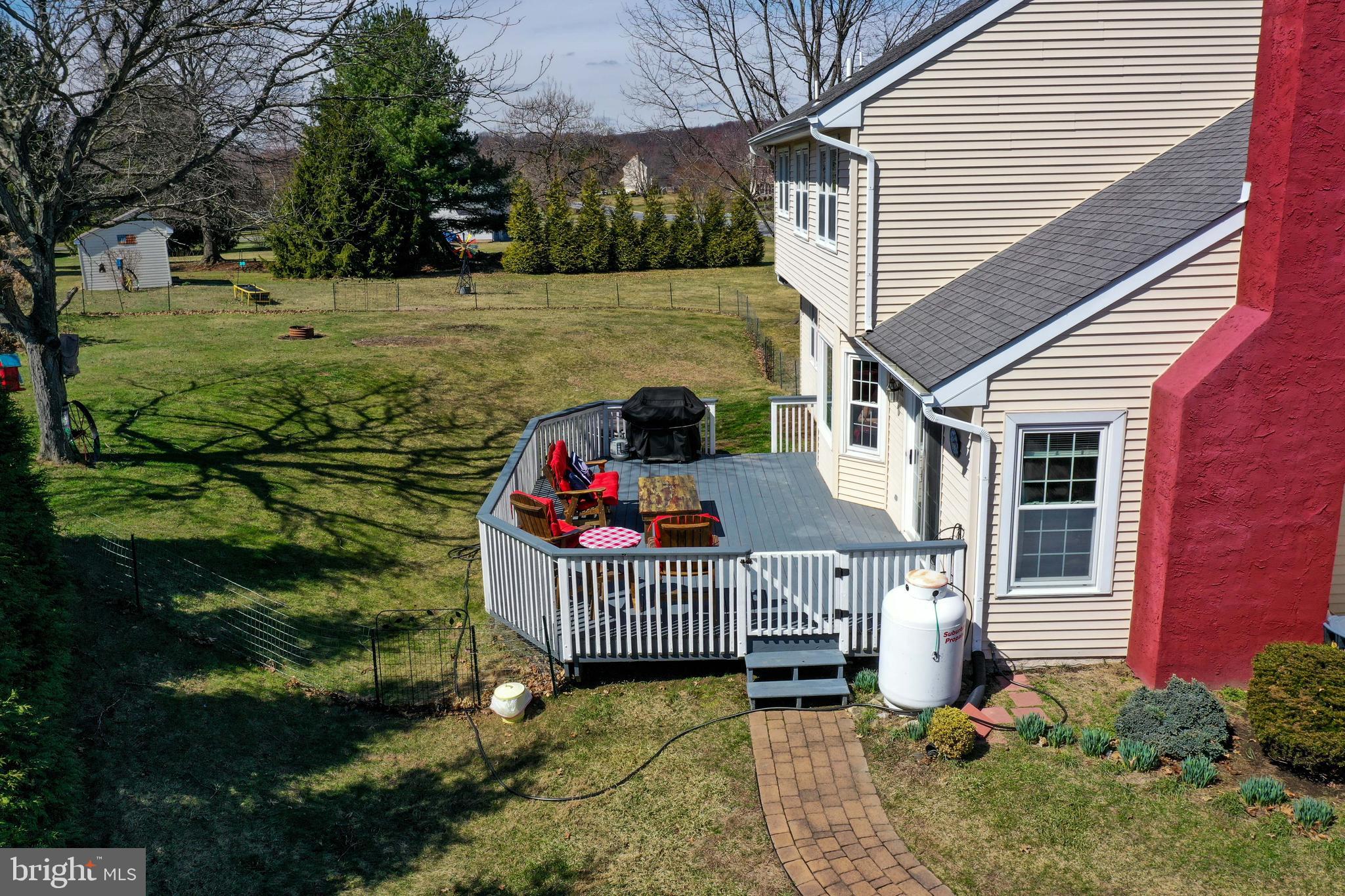 CROSS CREEK - Residential