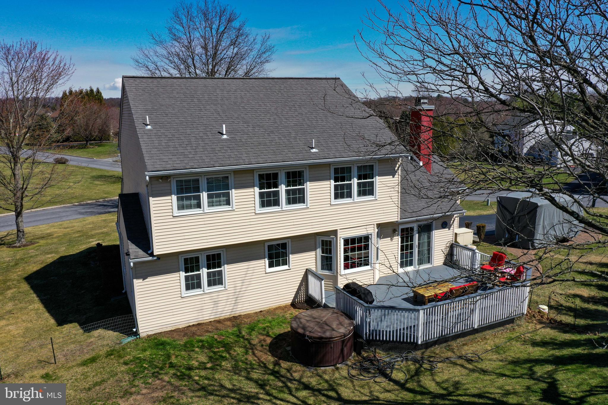 CROSS CREEK - Residential