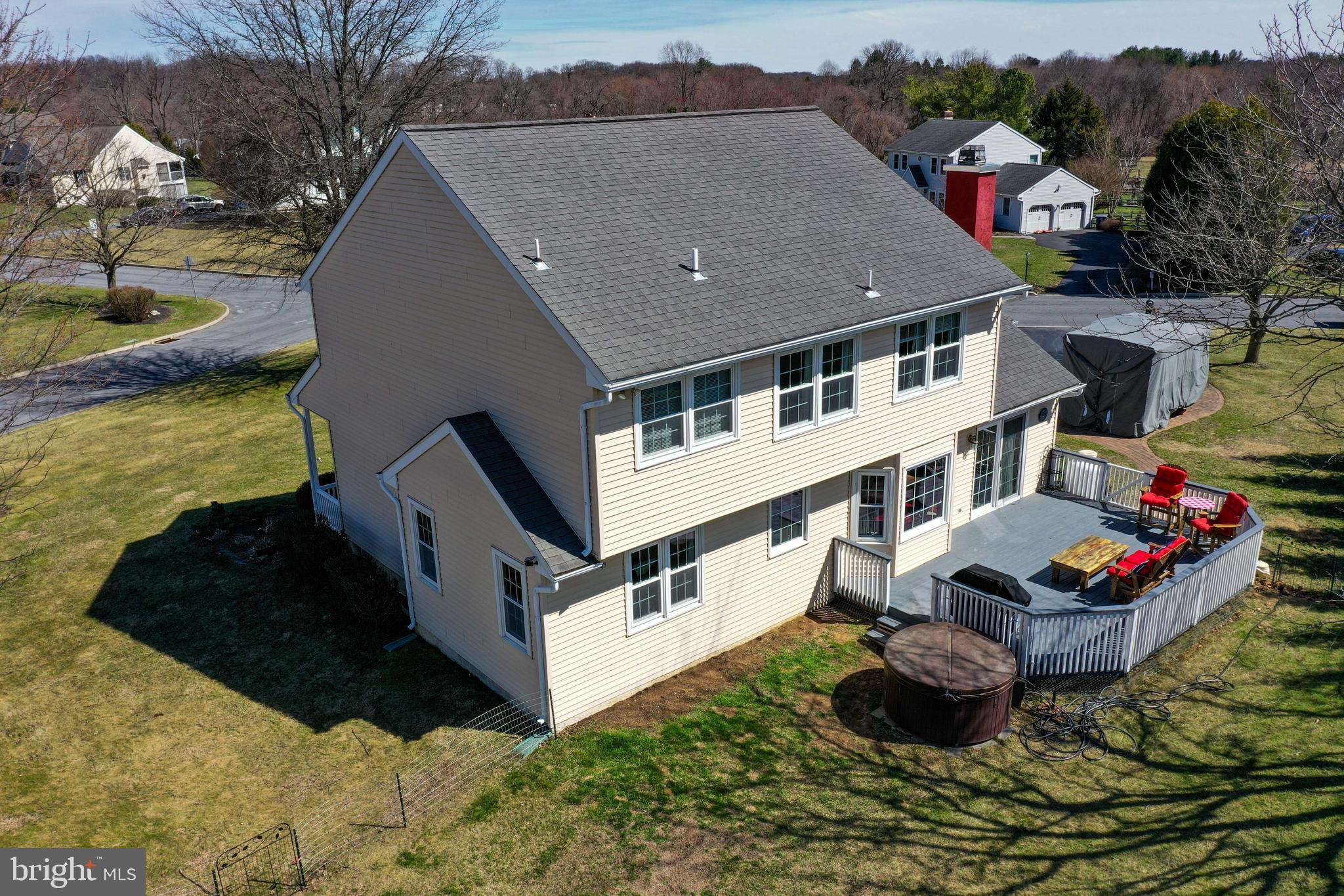 CROSS CREEK - Residential