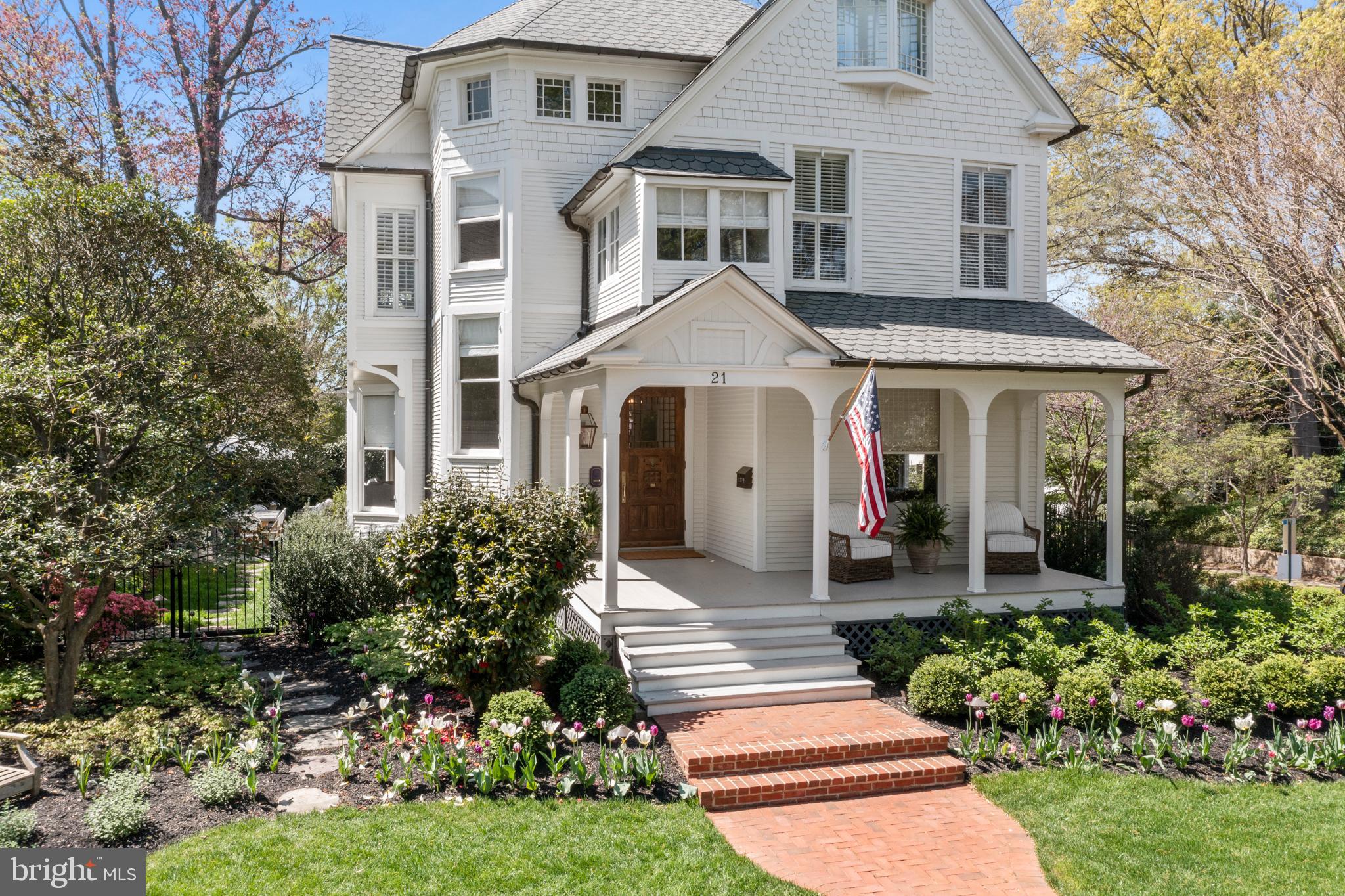 MURRAY HILL - Residential