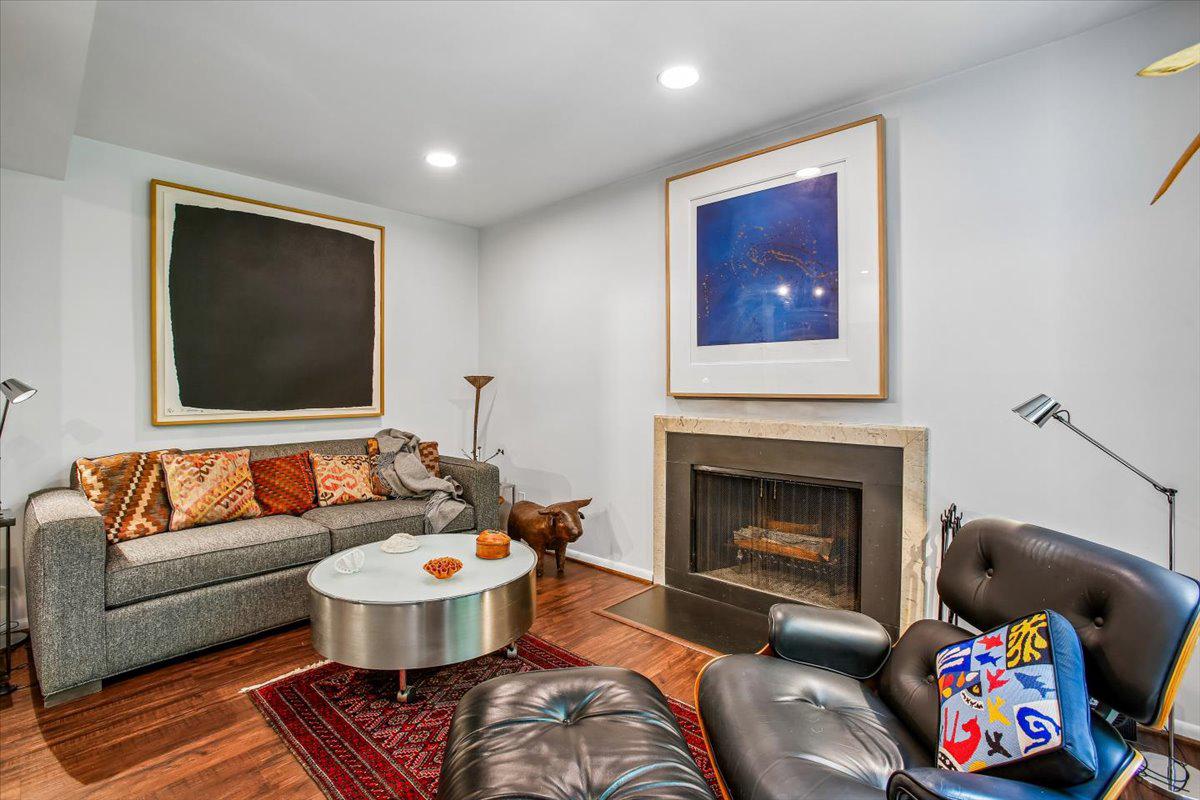 SUMNER VILLAGE - Residential