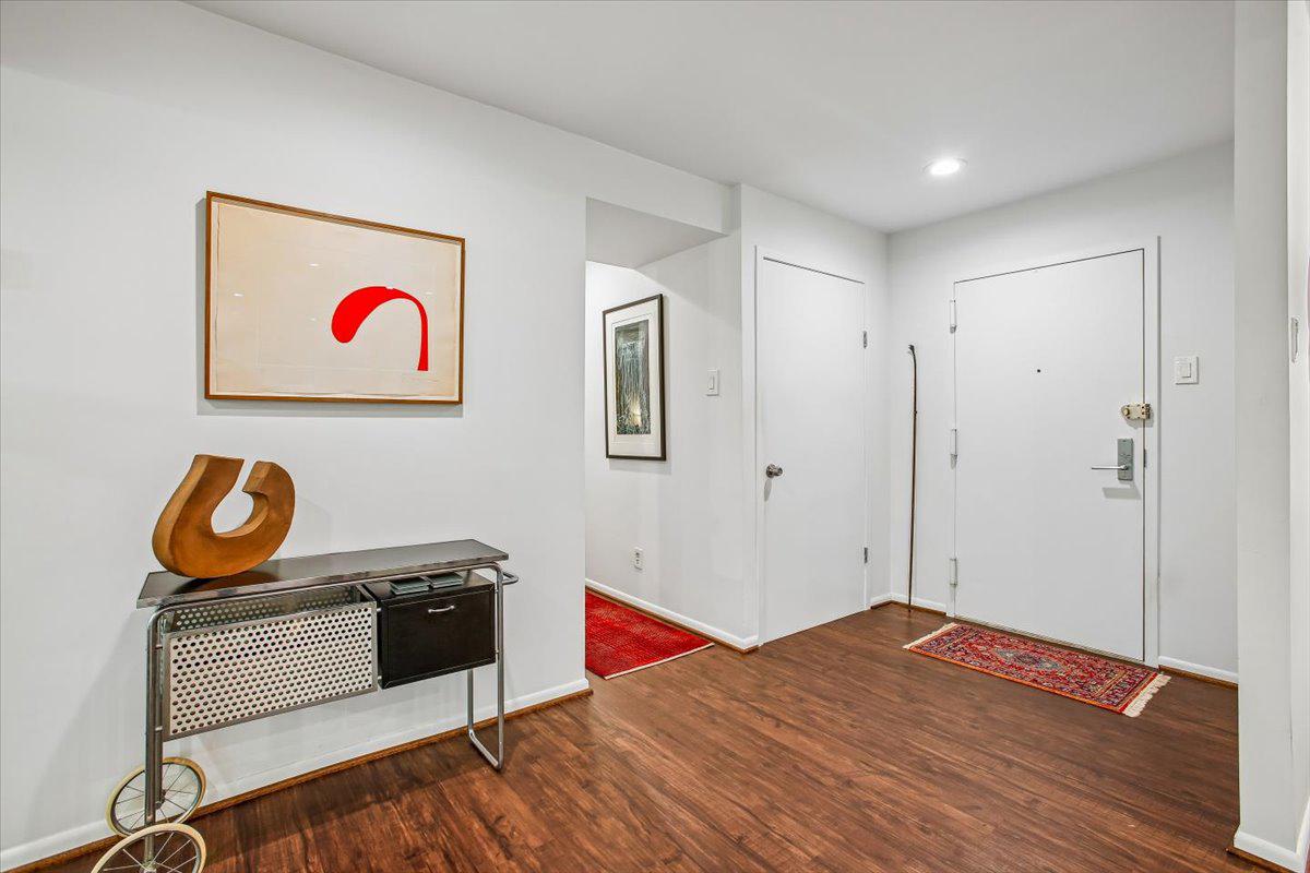 SUMNER VILLAGE - Residential