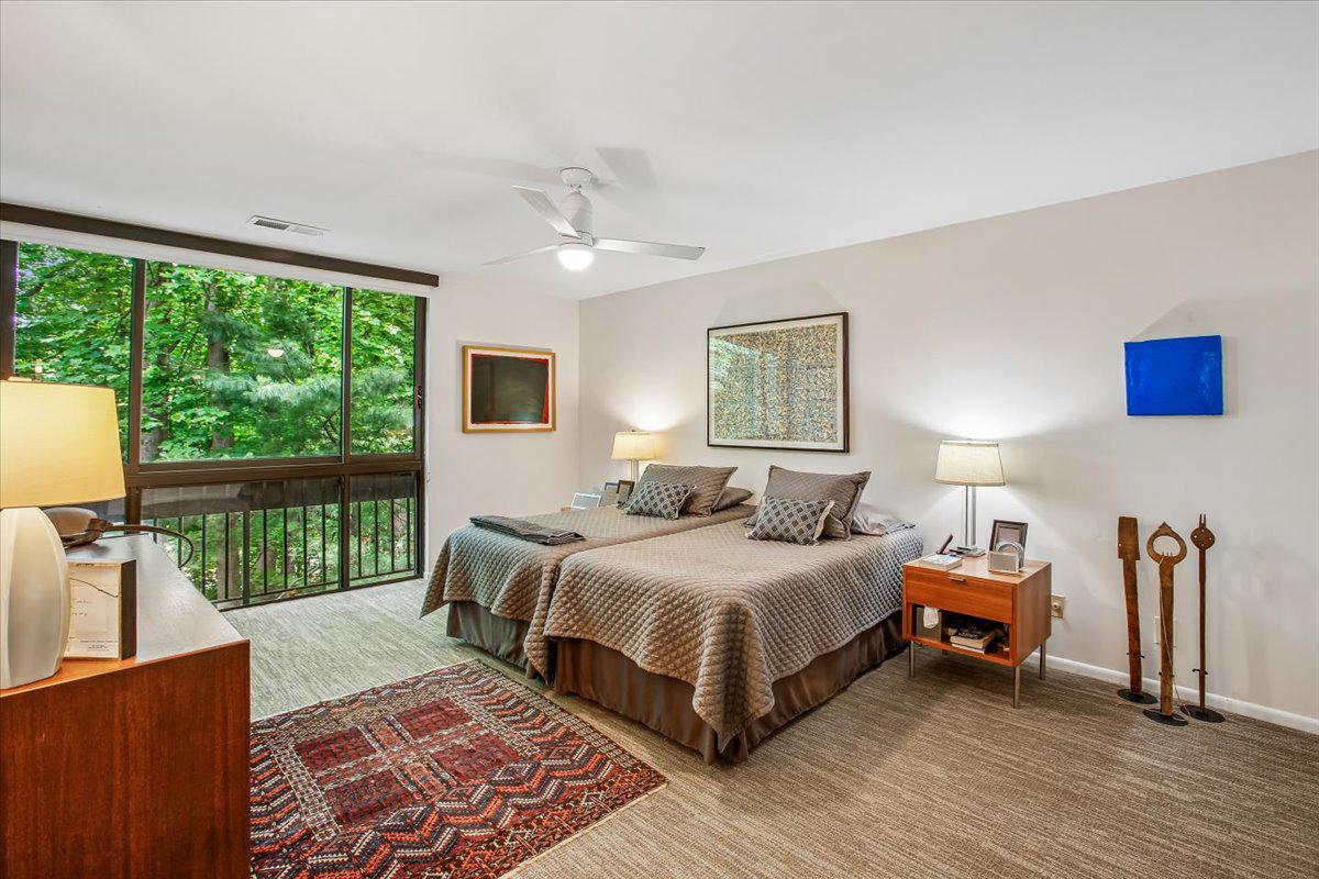SUMNER VILLAGE - Residential