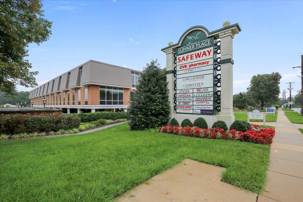 SUMNER VILLAGE - Residential
