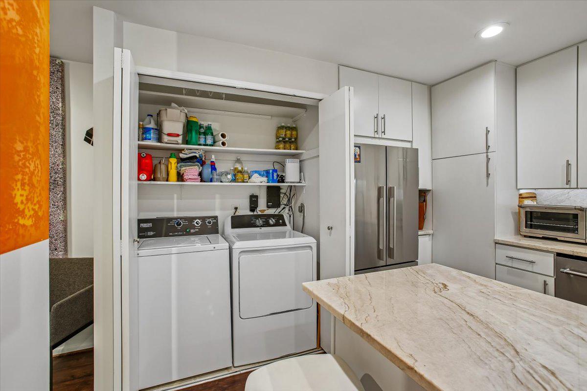 SUMNER VILLAGE - Residential