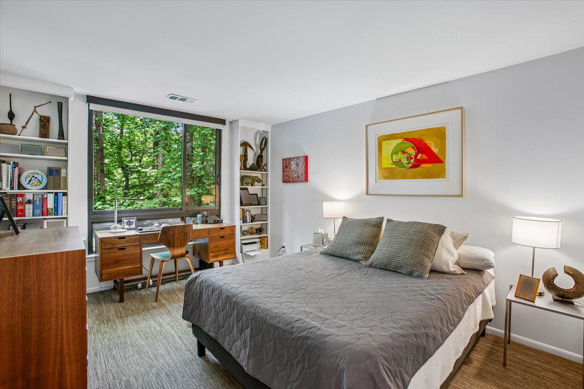 SUMNER VILLAGE - Residential