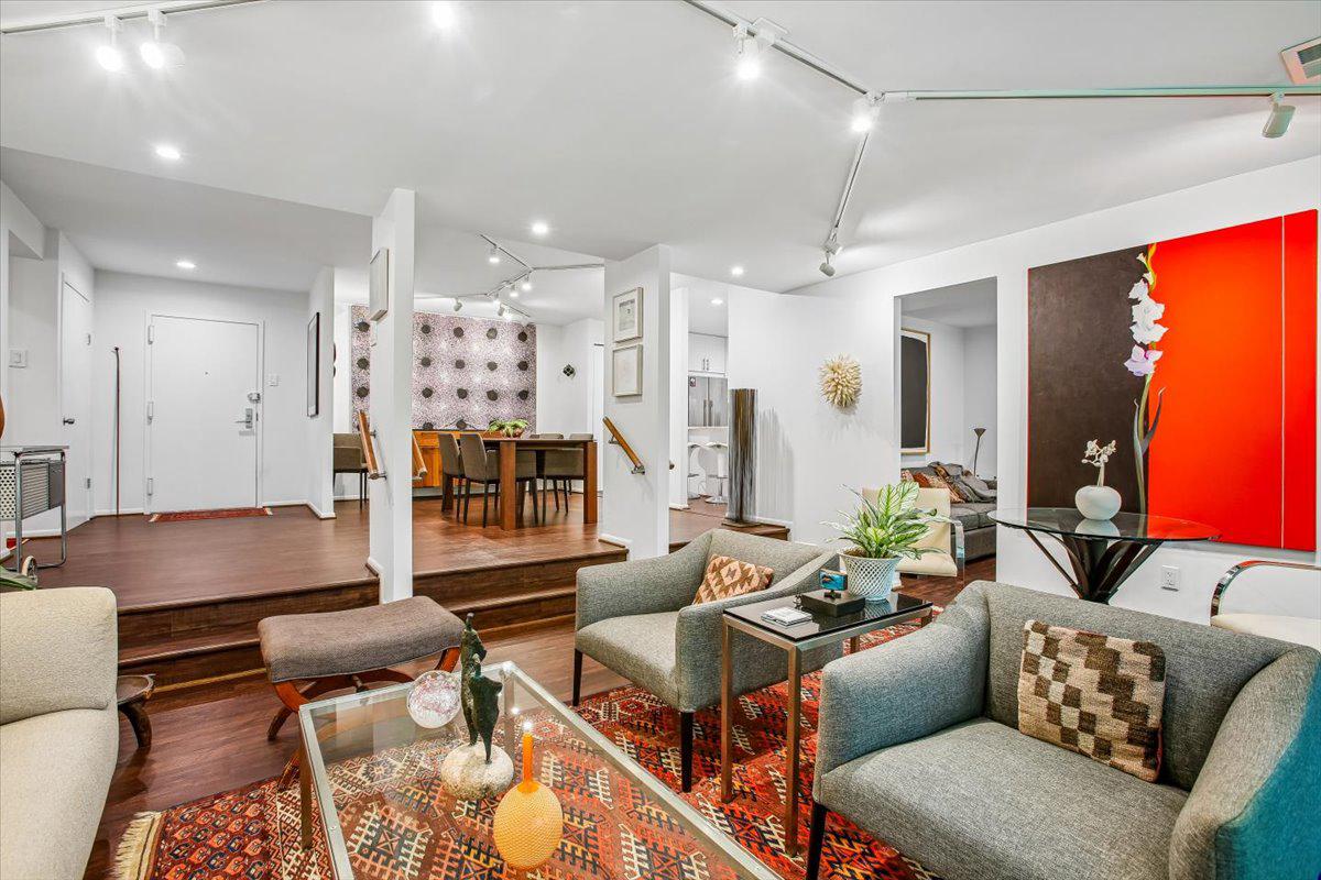 SUMNER VILLAGE - Residential