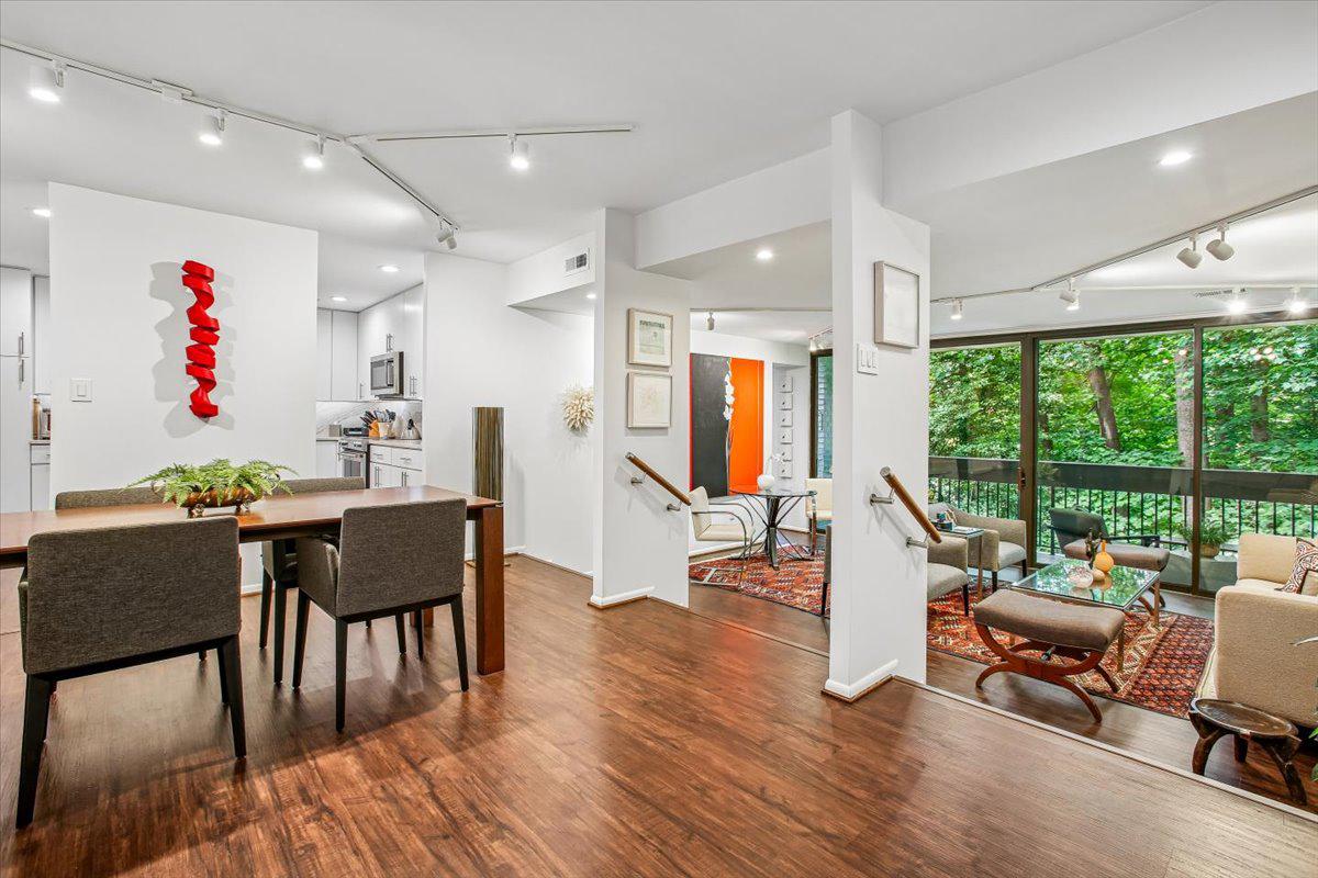 SUMNER VILLAGE - Residential