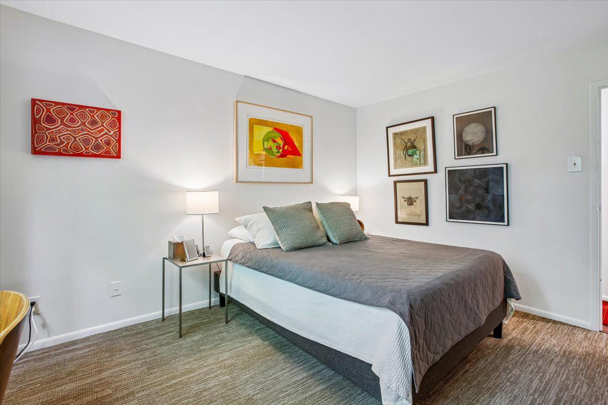 SUMNER VILLAGE - Residential