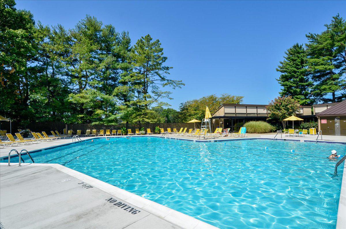 SUMNER VILLAGE - Residential