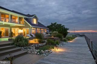 CAPTAINS HILL - Residential