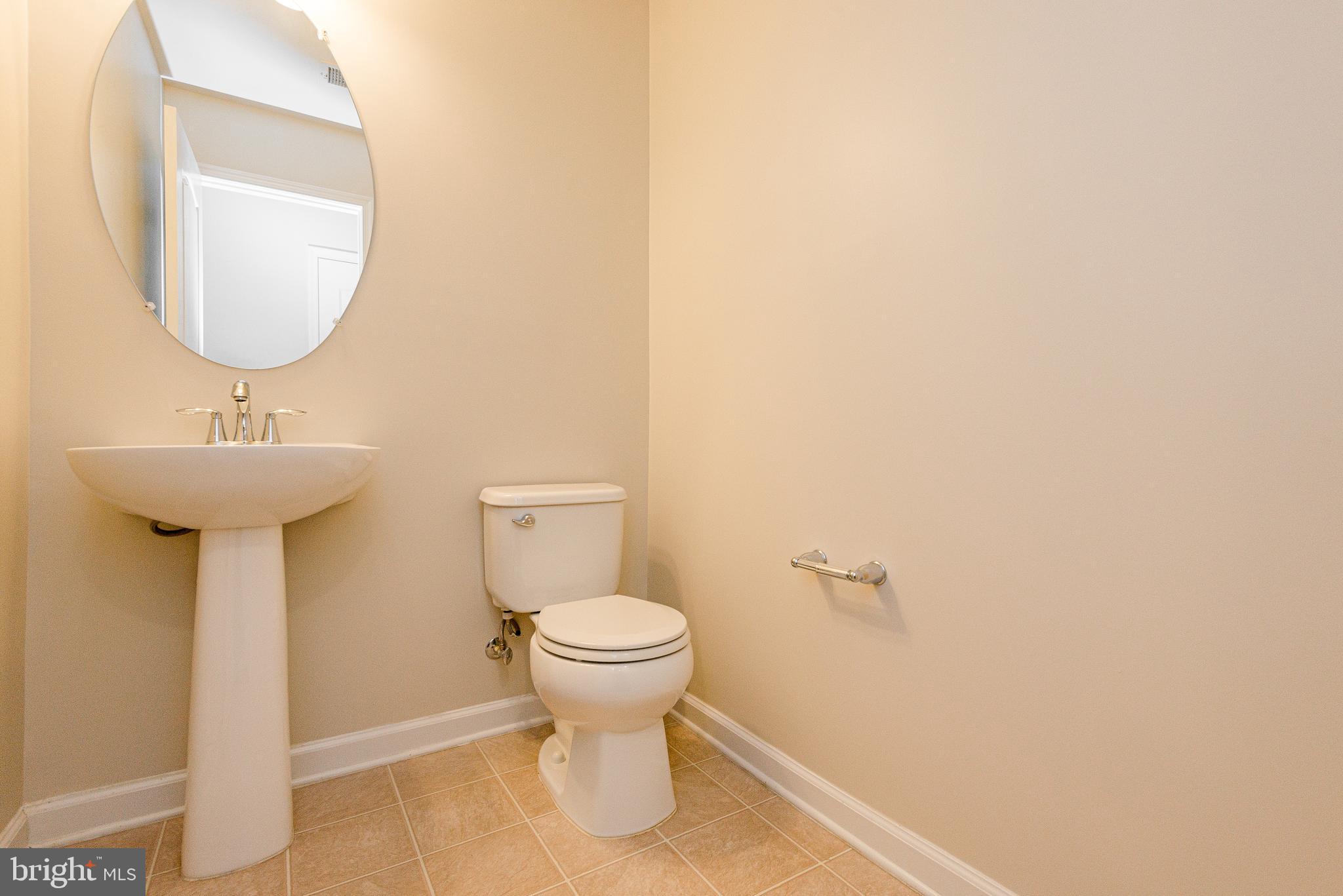 BLUE STREAM - Residential Lease
