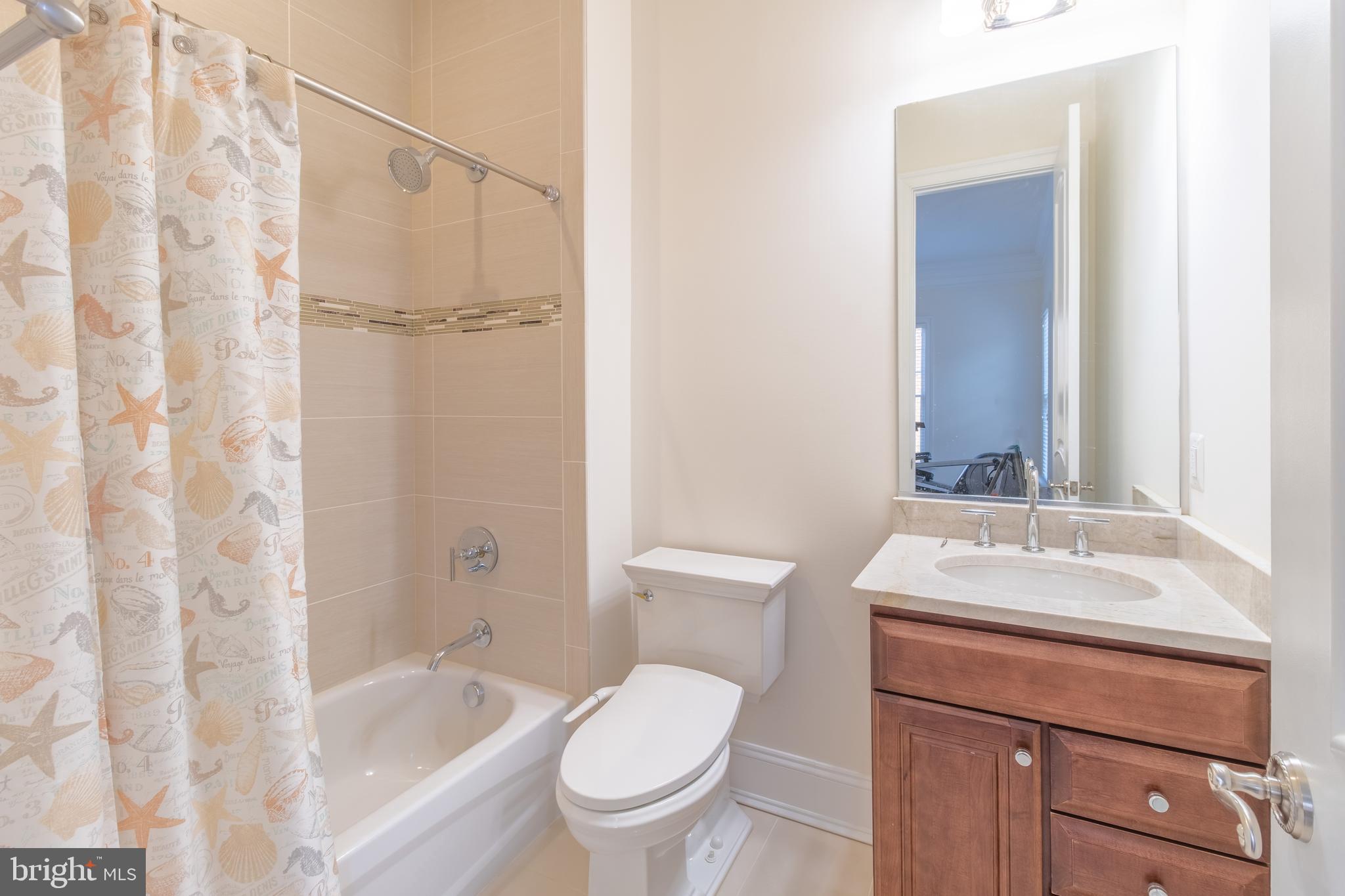 HOLMES RUN ACRES - Residential