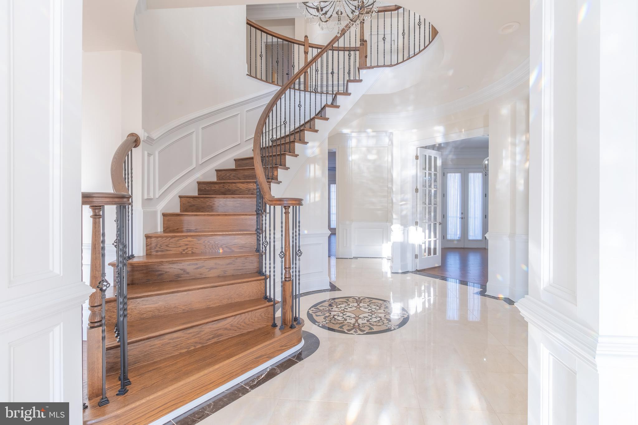 HOLMES RUN ACRES - Residential