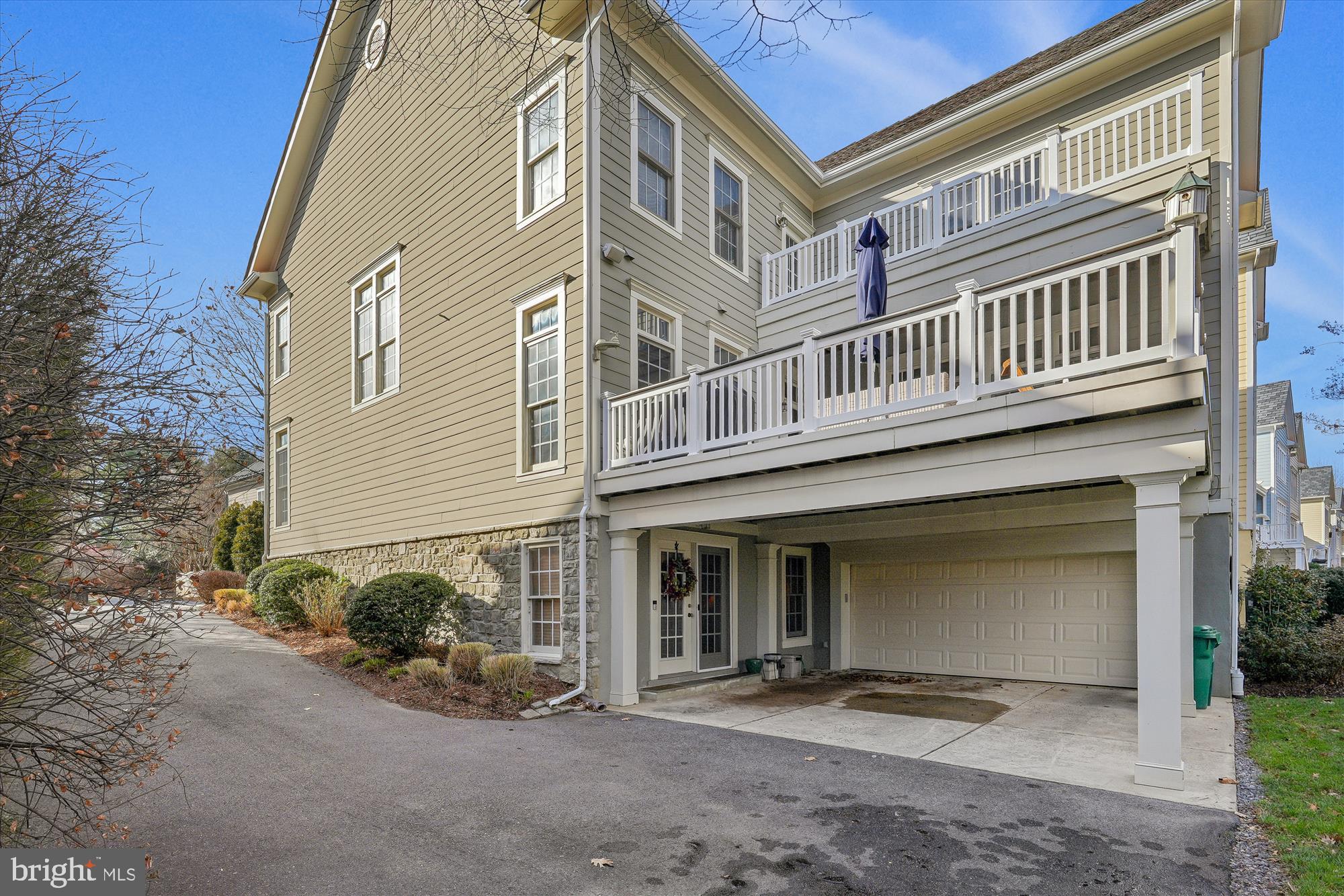 KENTLANDS - Residential