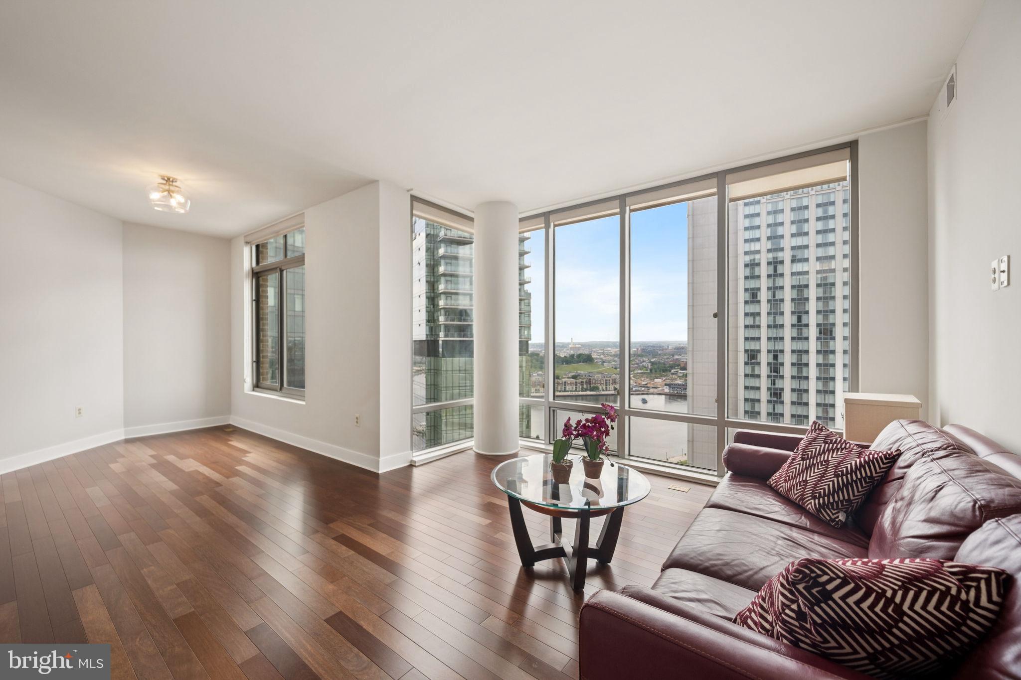 HARBOR EAST - Residential