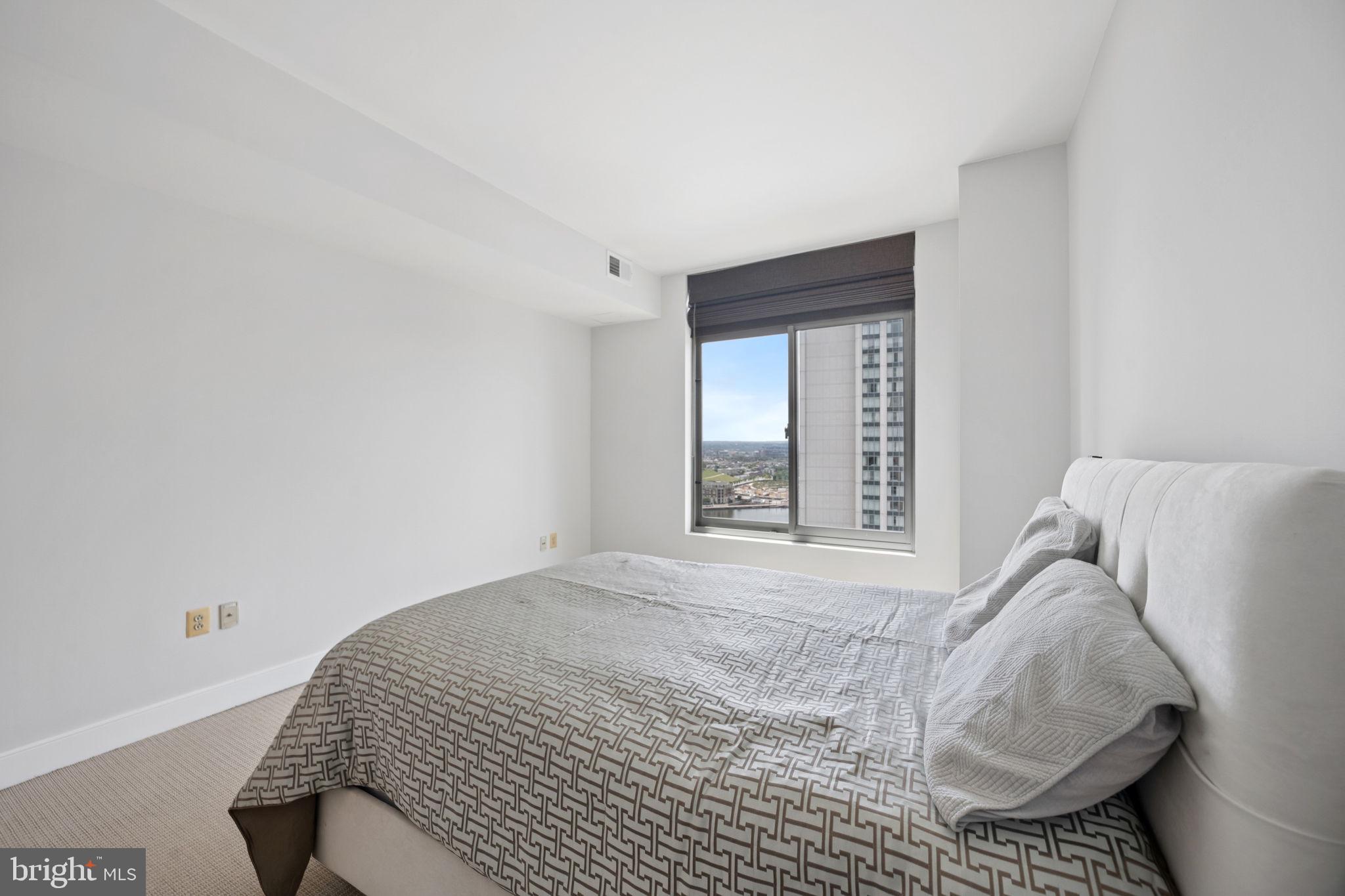 HARBOR EAST - Residential