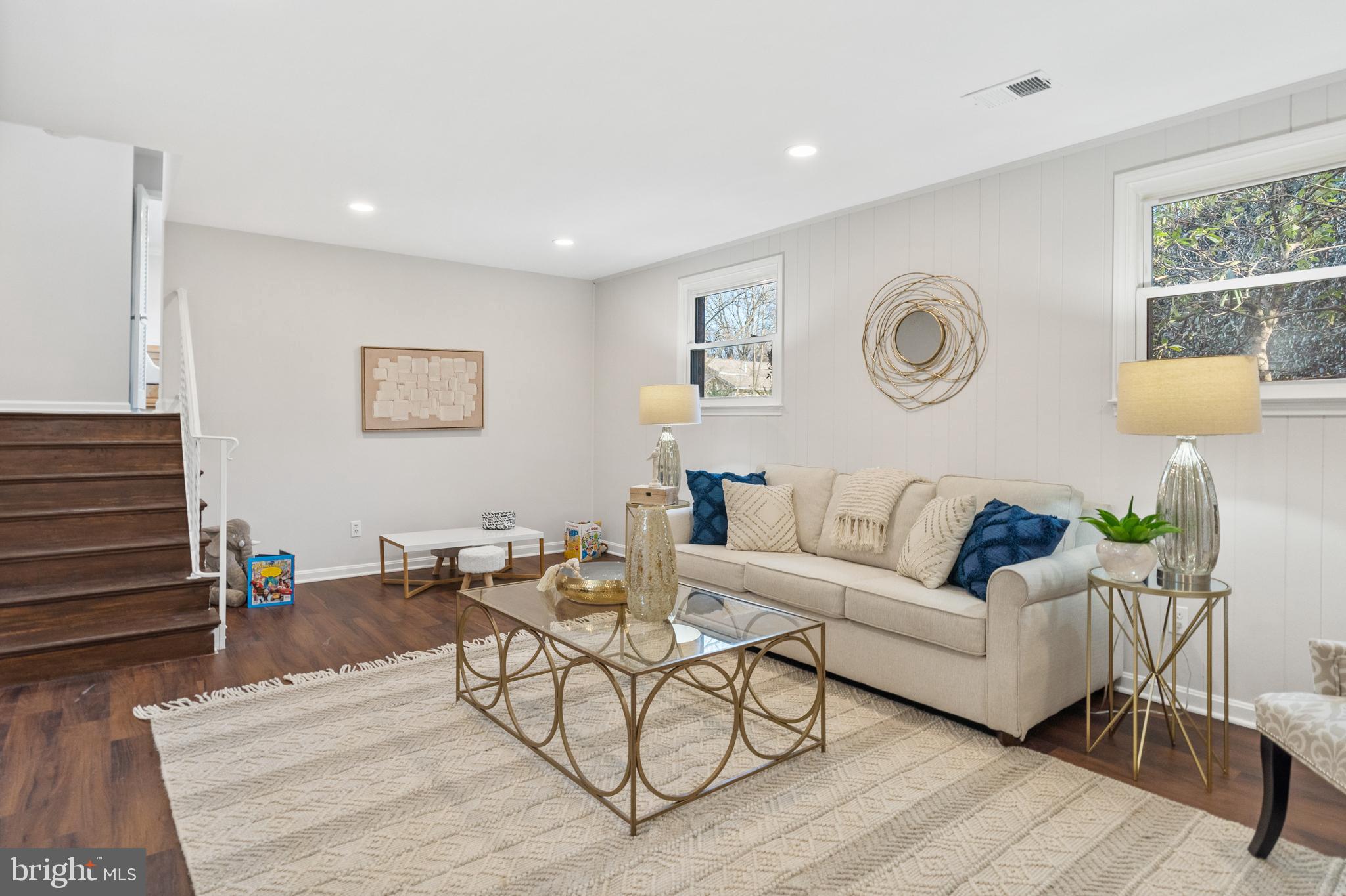 STRATFORD ON THE POTOMAC - Residential