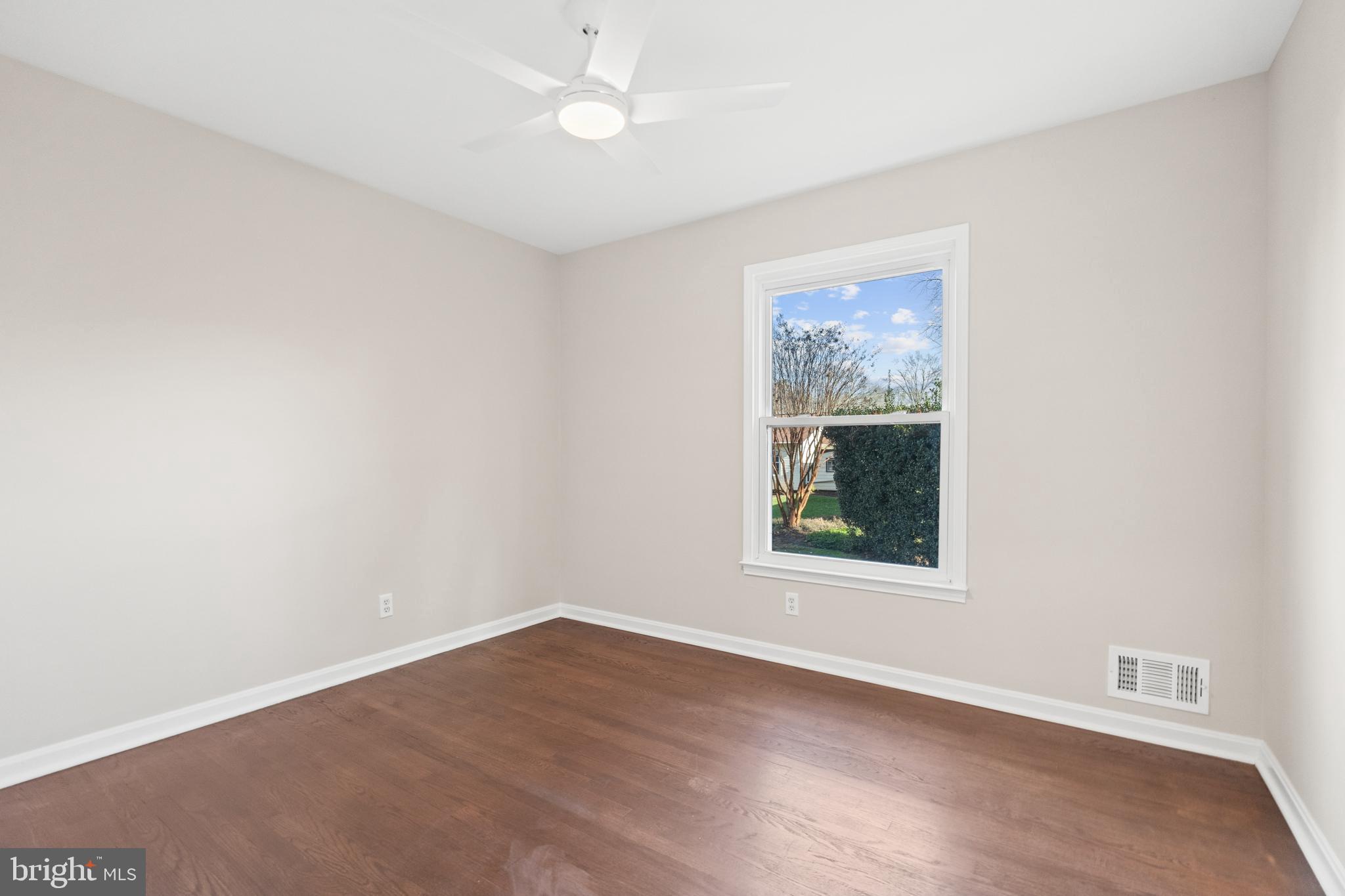 STRATFORD ON THE POTOMAC - Residential