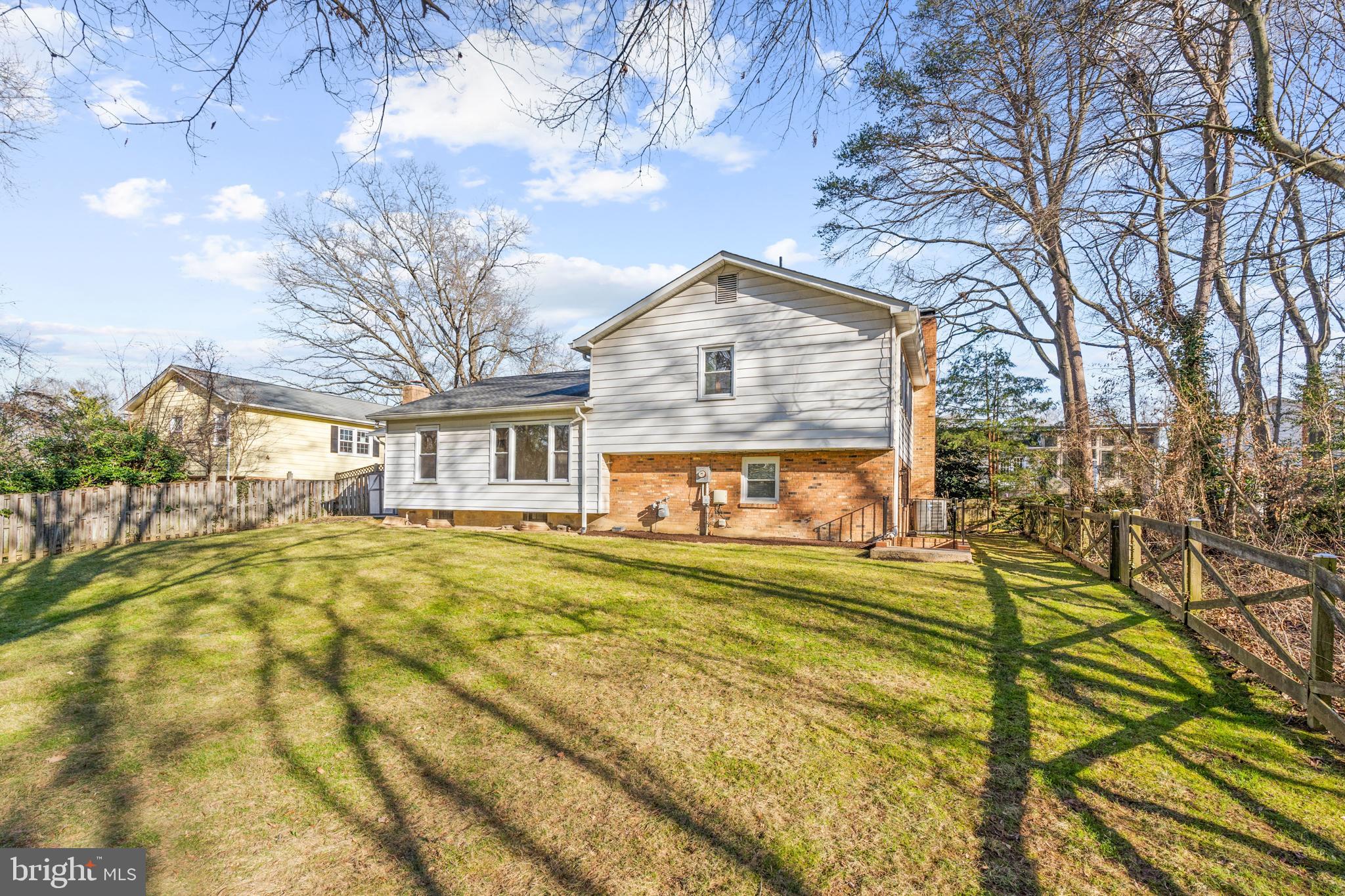 STRATFORD ON THE POTOMAC - Residential