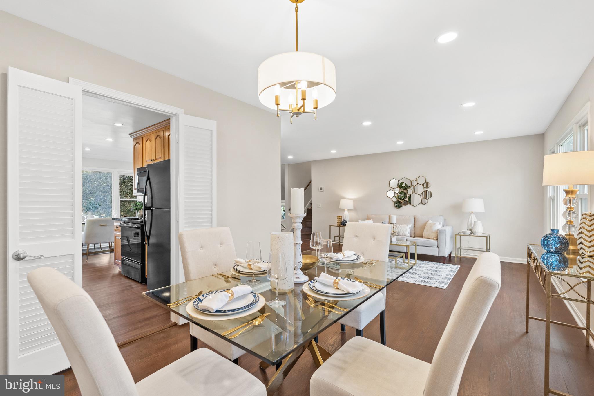 STRATFORD ON THE POTOMAC - Residential
