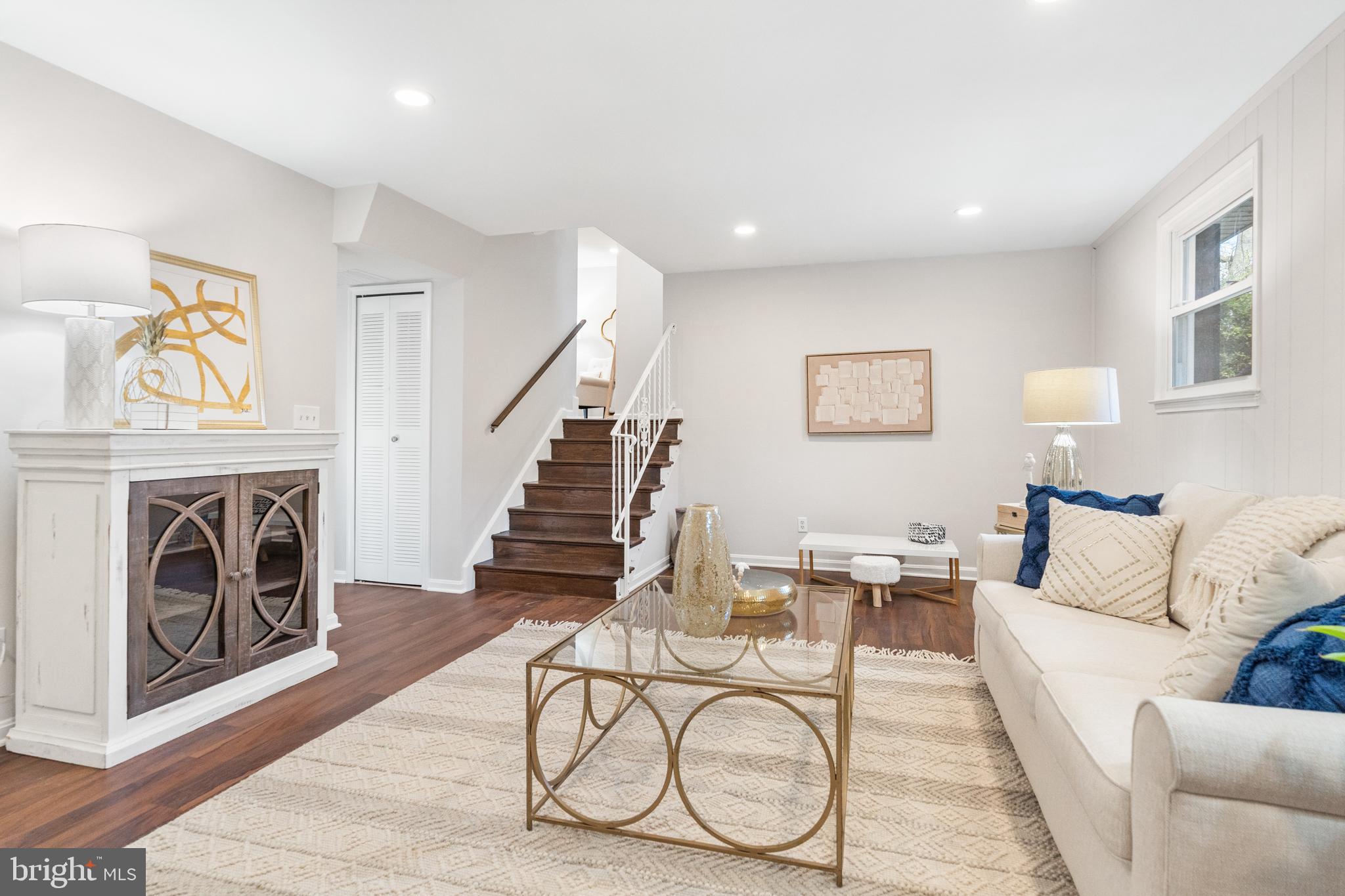 STRATFORD ON THE POTOMAC - Residential