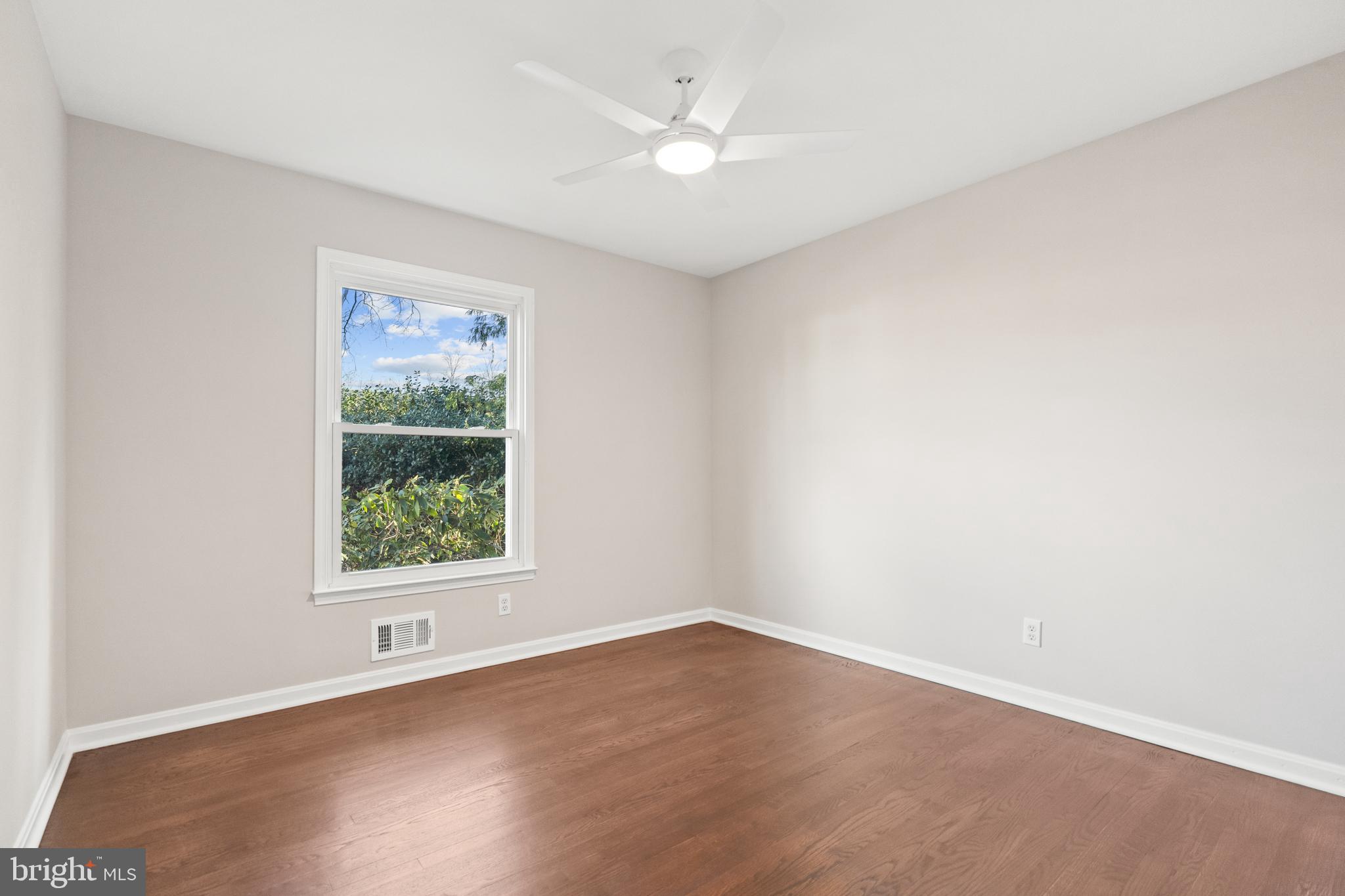 STRATFORD ON THE POTOMAC - Residential