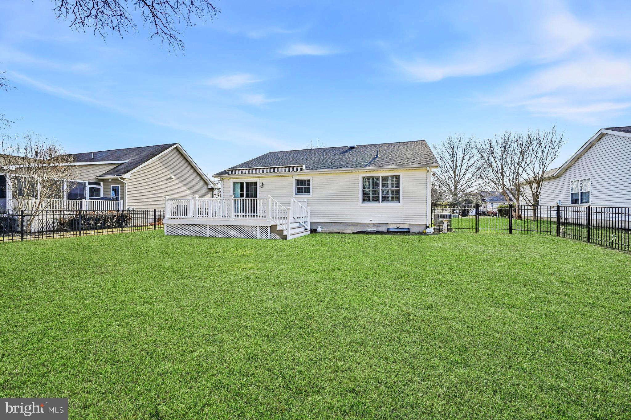 MAPLEWOOD - Residential