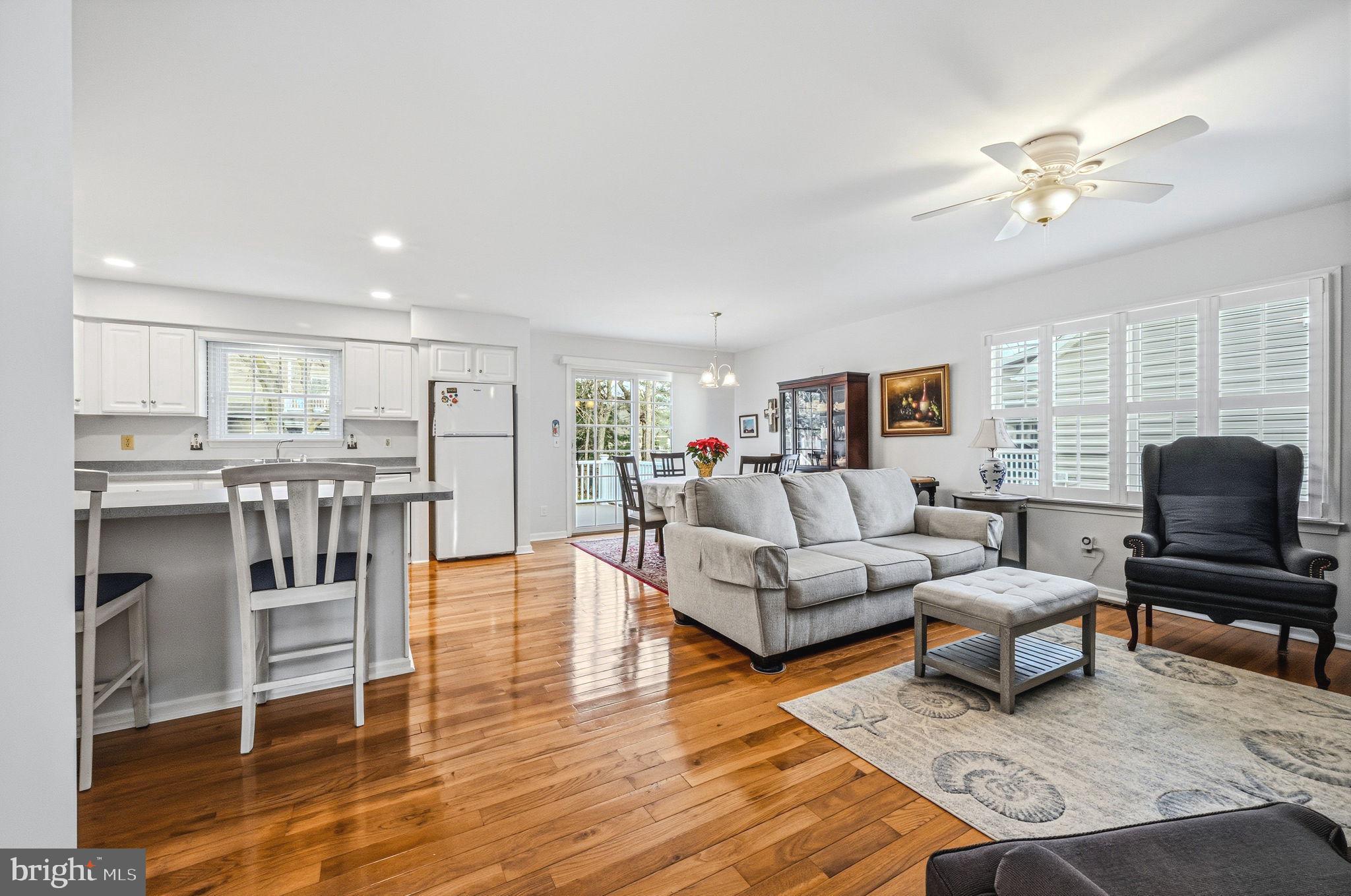 MAPLEWOOD - Residential