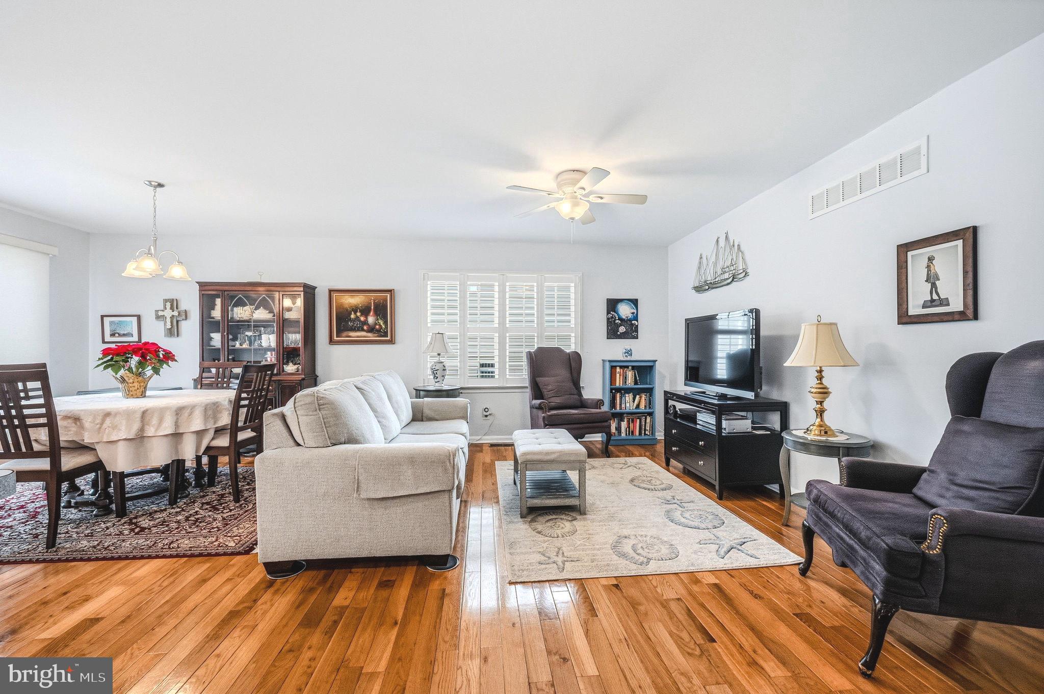 MAPLEWOOD - Residential