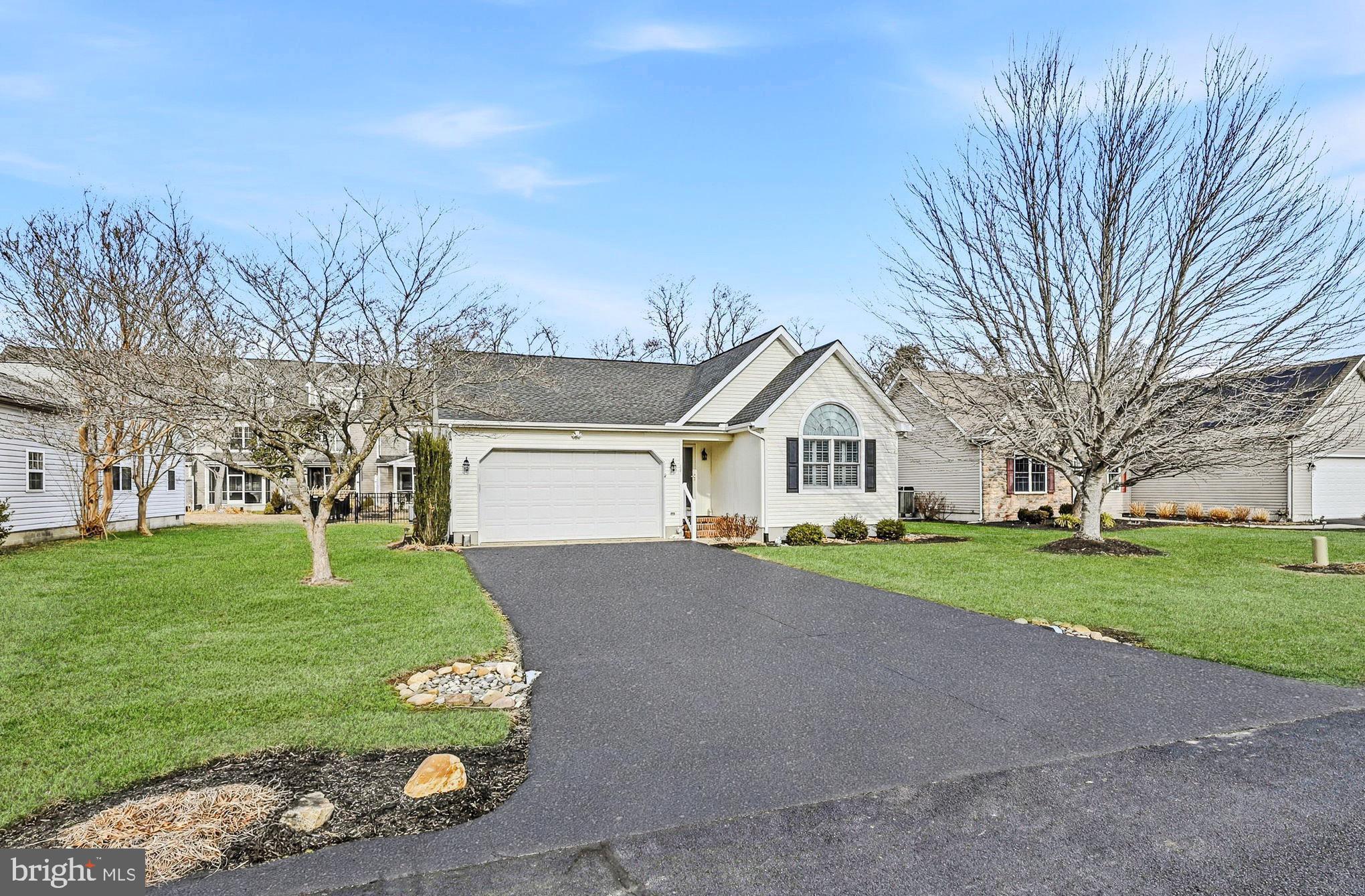 MAPLEWOOD - Residential
