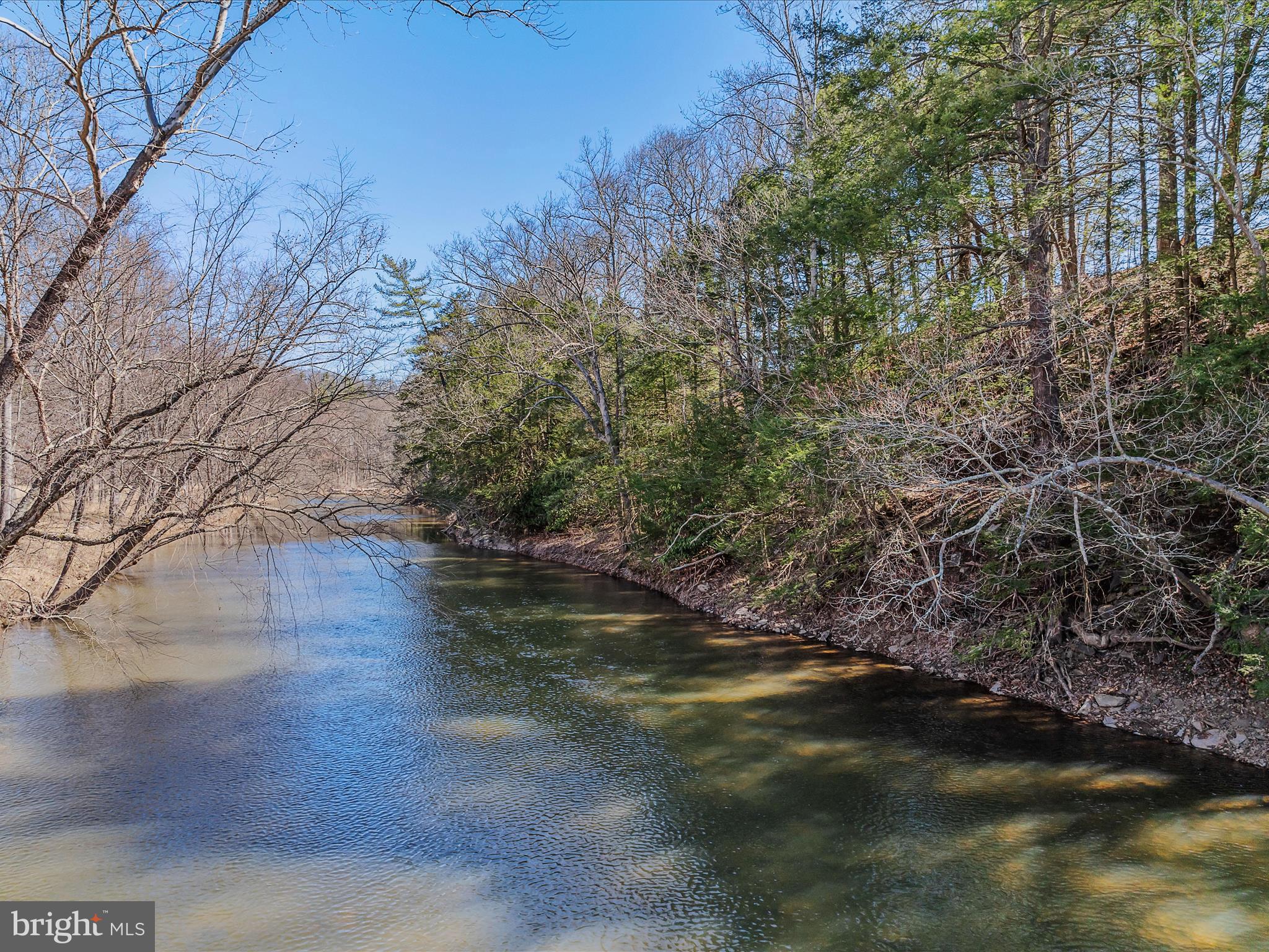 SLEEPY CREEK ORCHARD - Land