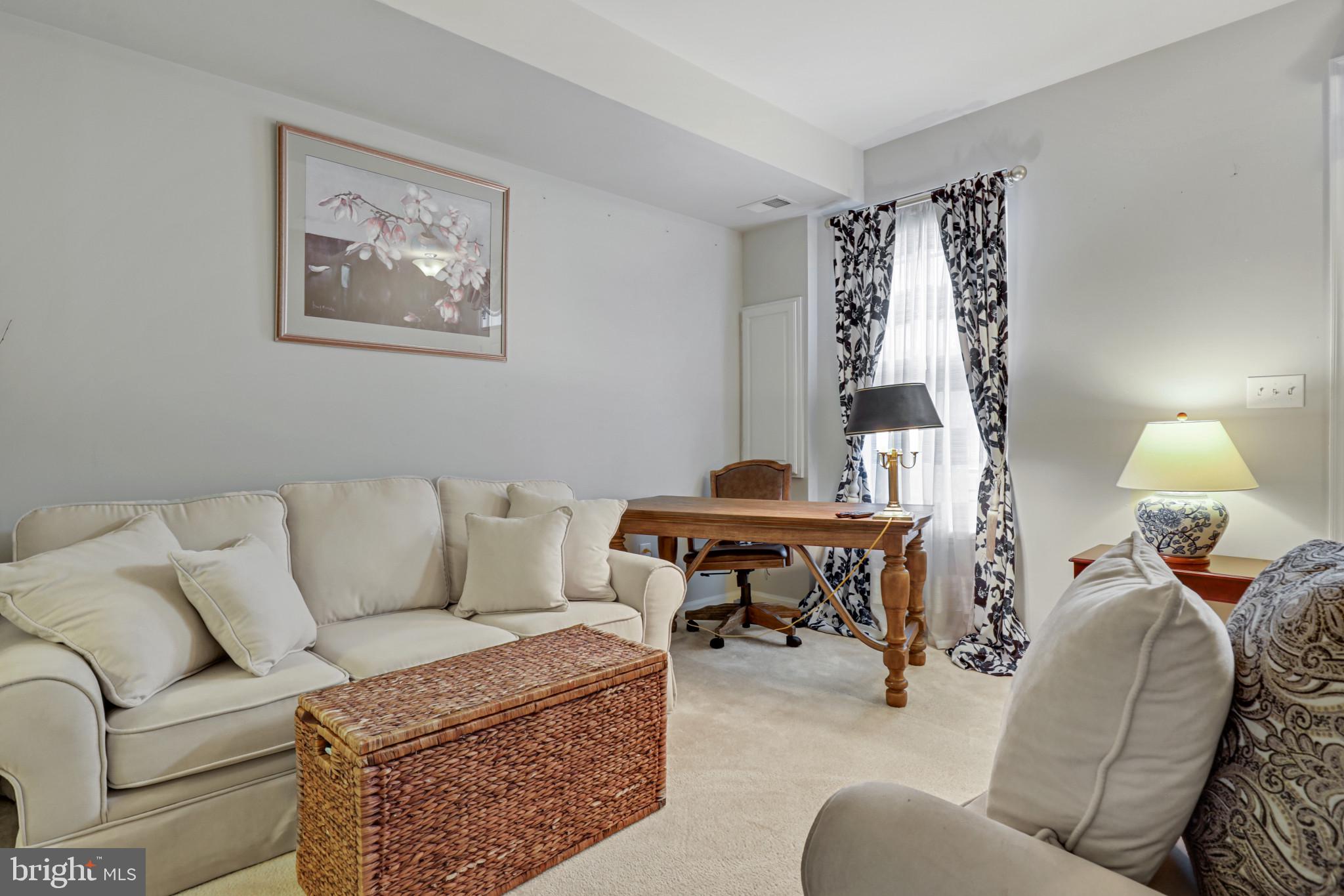 O'DONNELL SQUARE - Residential