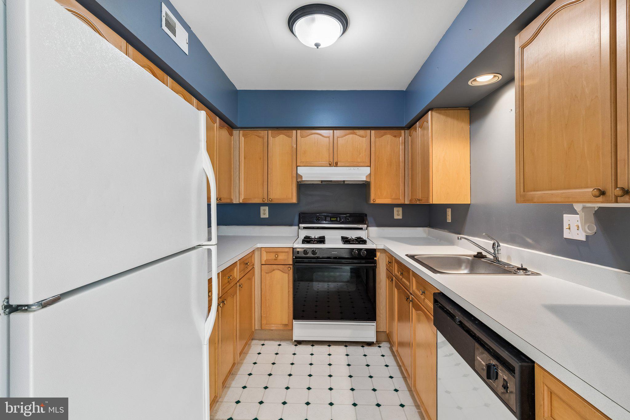 PATRIOTS RIDGE - Residential