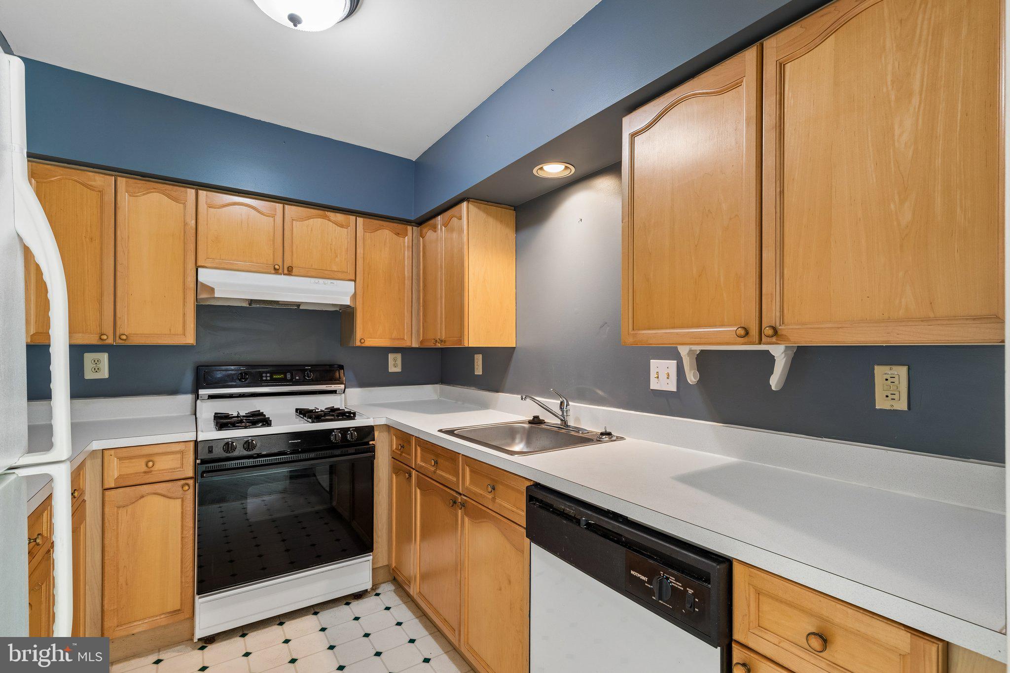 PATRIOTS RIDGE - Residential