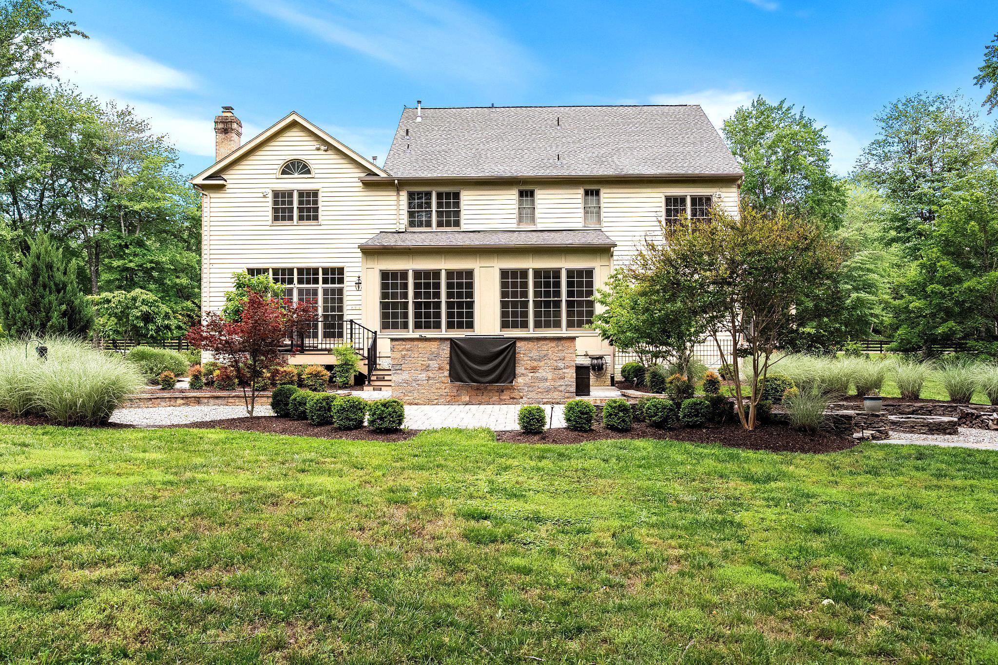 PIEDMONT RIDING CLUB - Residential