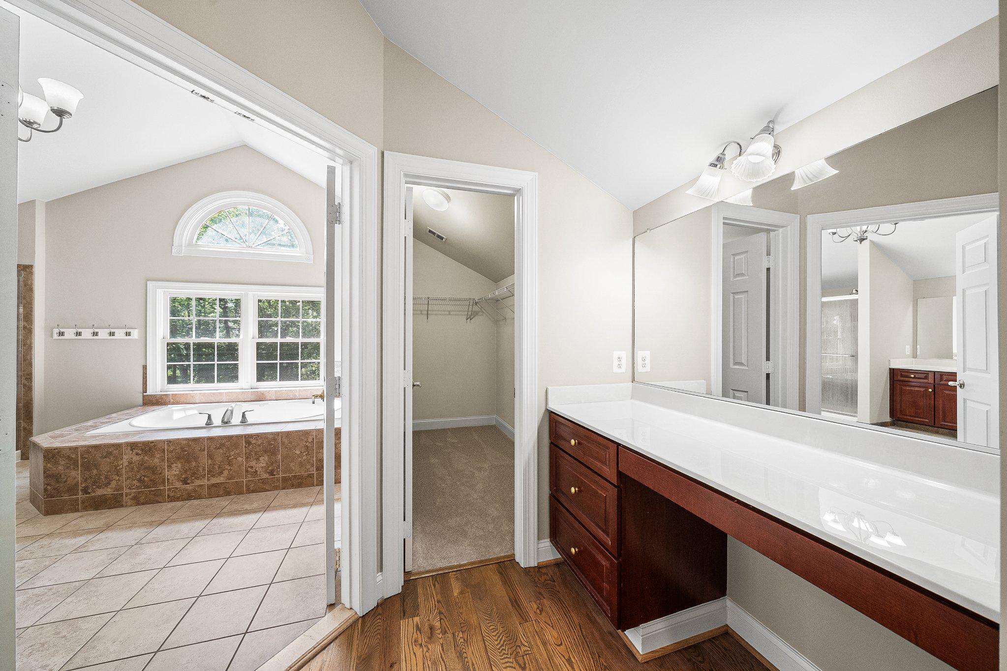 PIEDMONT RIDING CLUB - Residential